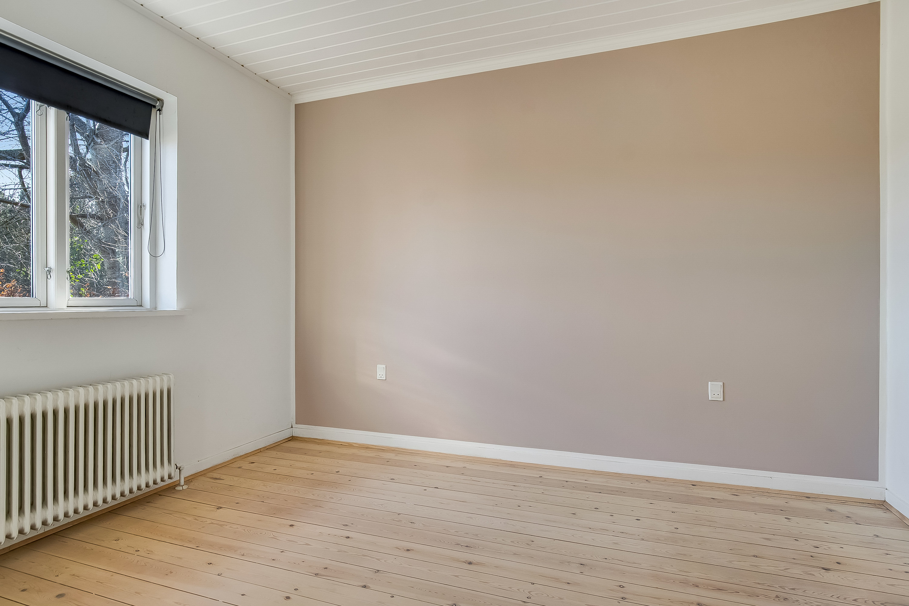 Fremhævet soveværelse billede i fuldskærmstilstand. Billede af Gl. Bjært 34, 6091 Bjert