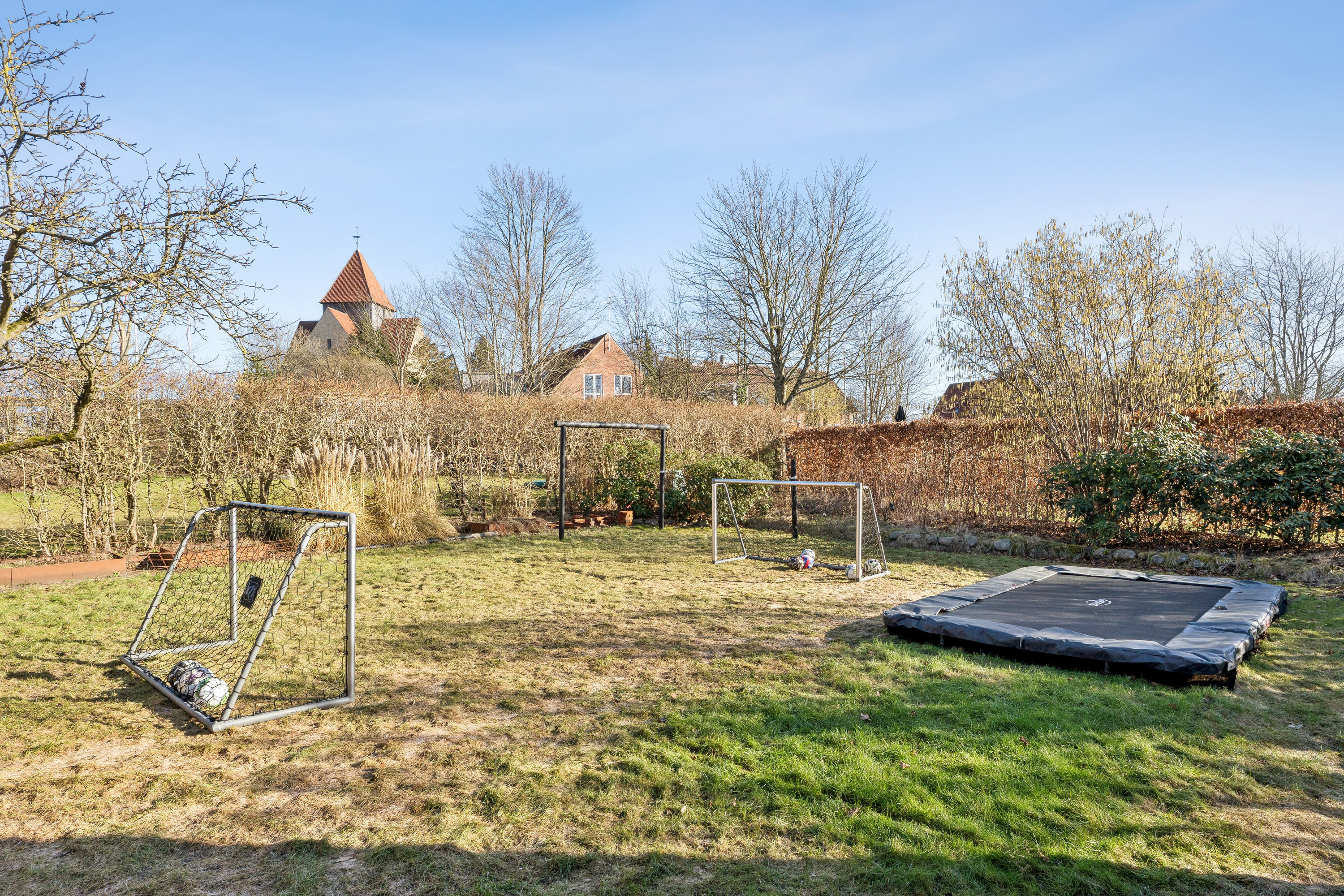 Fremhævet set fra haven billede i fuldskærmstilstand. Billede af Vestre Allé 23, 8600 Silkeborg