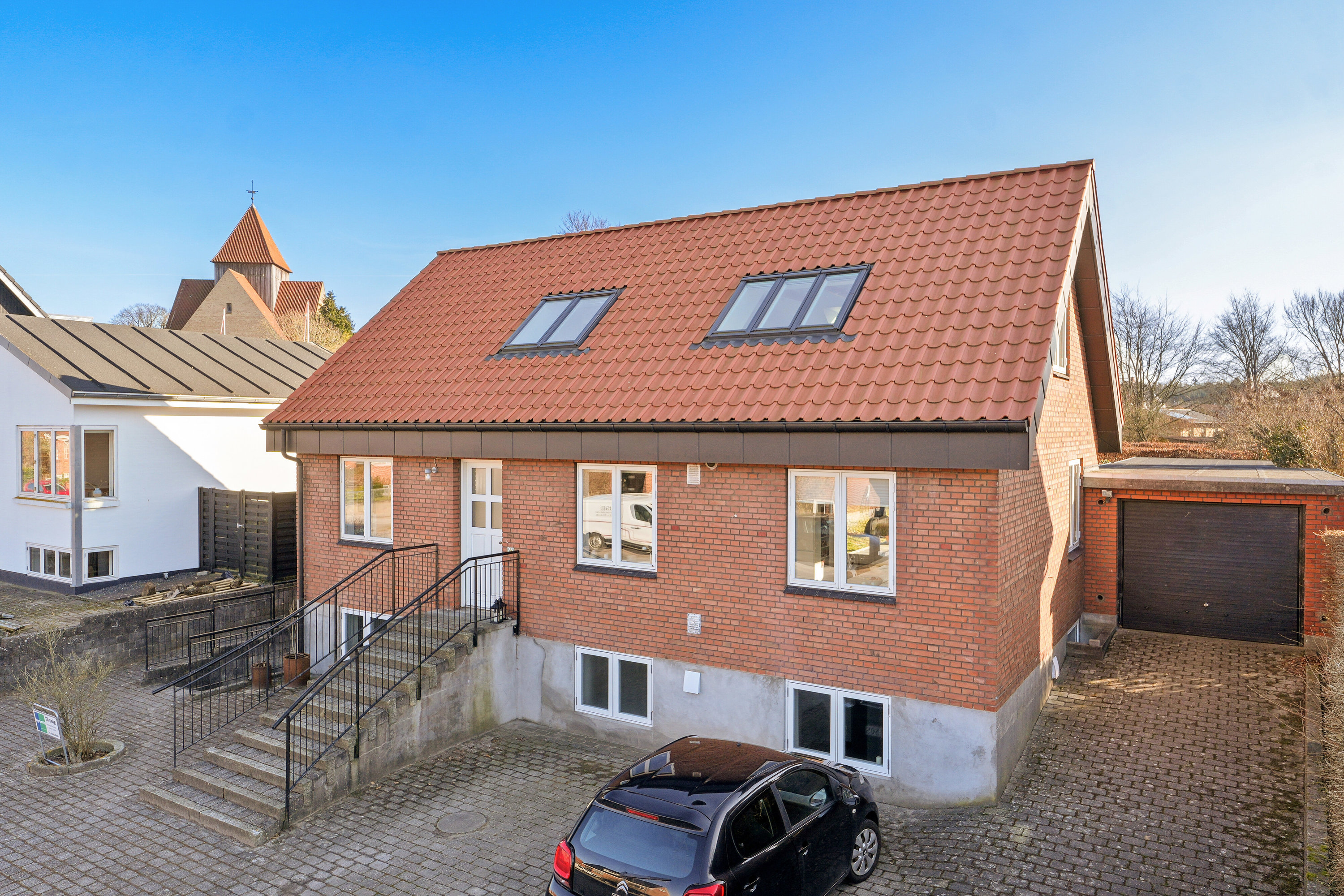 Fremhævet set fra haven billede i fuldskærmstilstand. Billede af Vestre Allé 23, 8600 Silkeborg