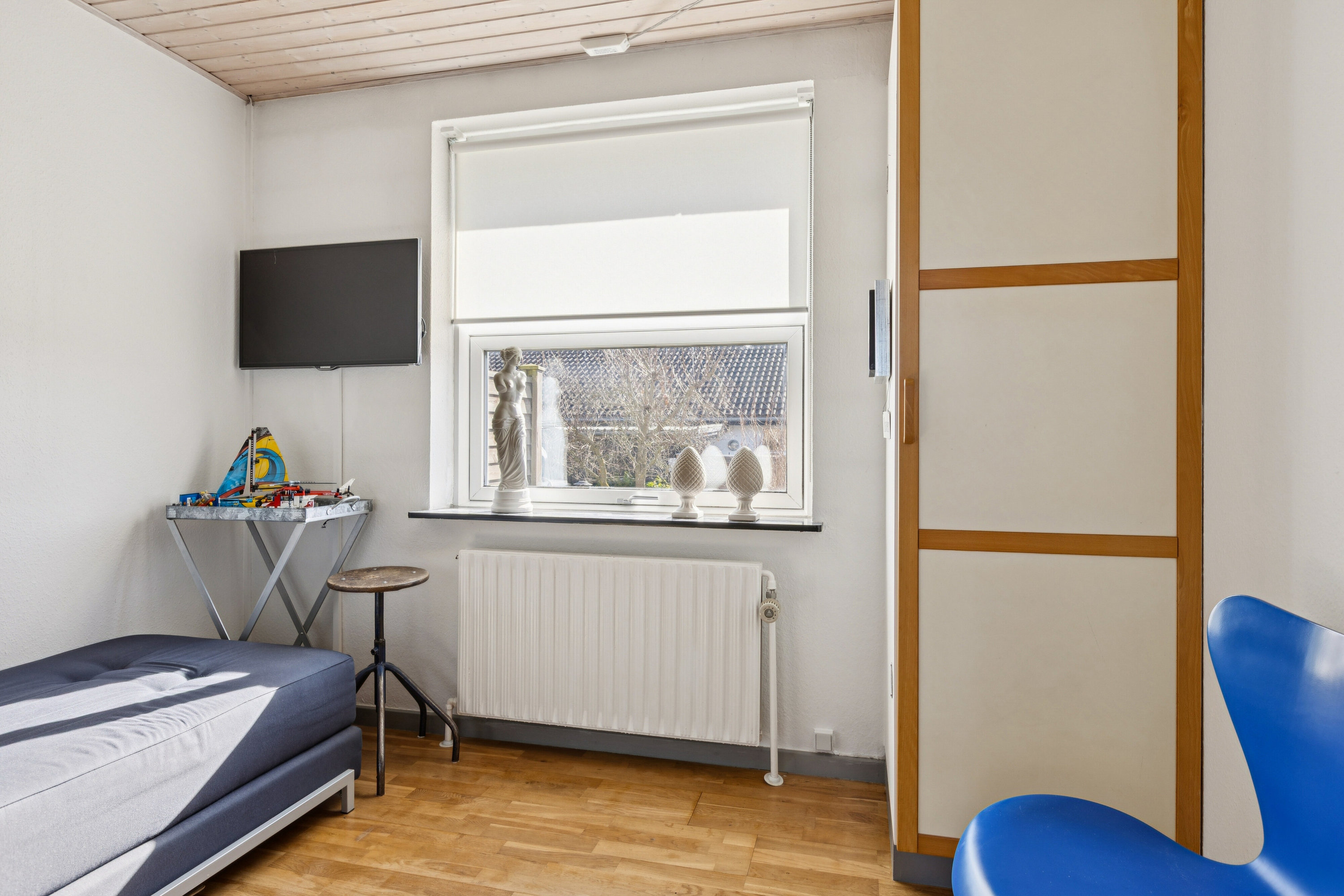 Fremhævet soveværelse billede i fuldskærmstilstand. Billede af Linievej 9, 4760 Vordingborg