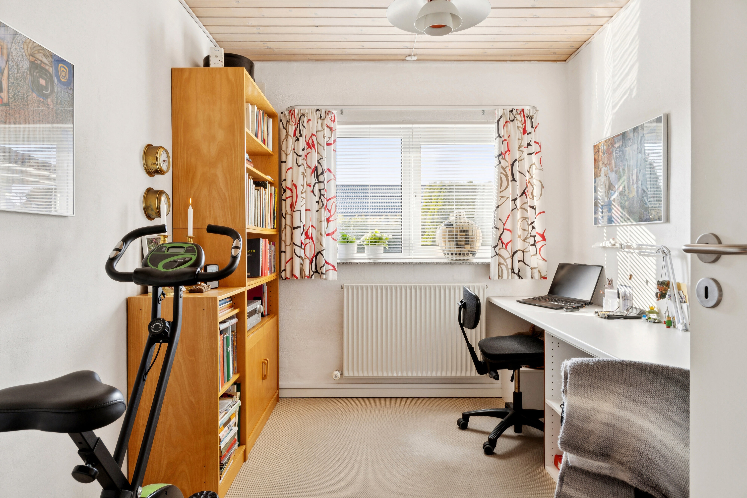 Fremhævet arbejdsværelse billede i fuldskærmstilstand. Billede af Kalveknækket 19, Kollund, 6340 Kruså