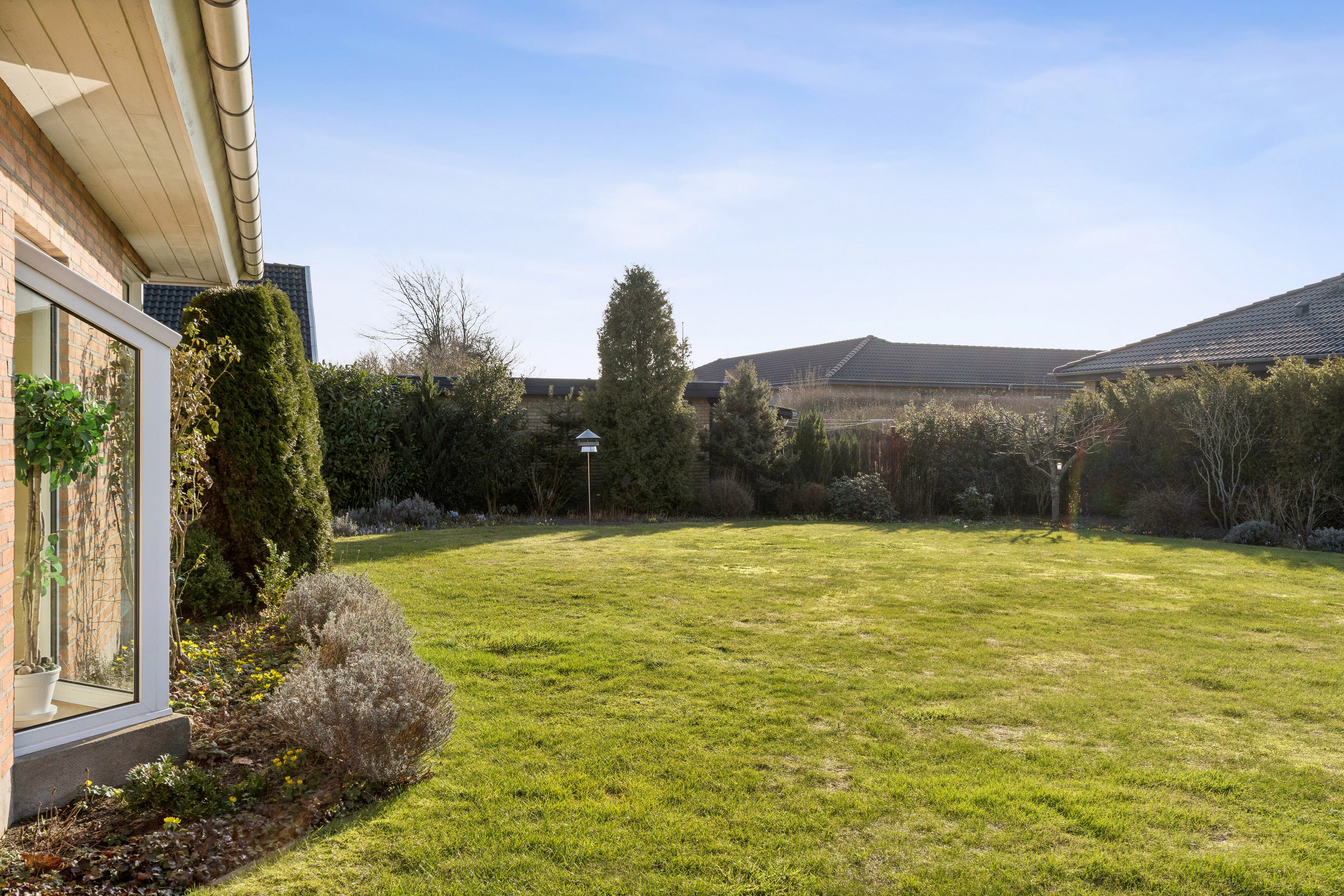 Fremhævet set fra haven billede i fuldskærmstilstand. Billede af Kalveknækket 19, Kollund, 6340 Kruså