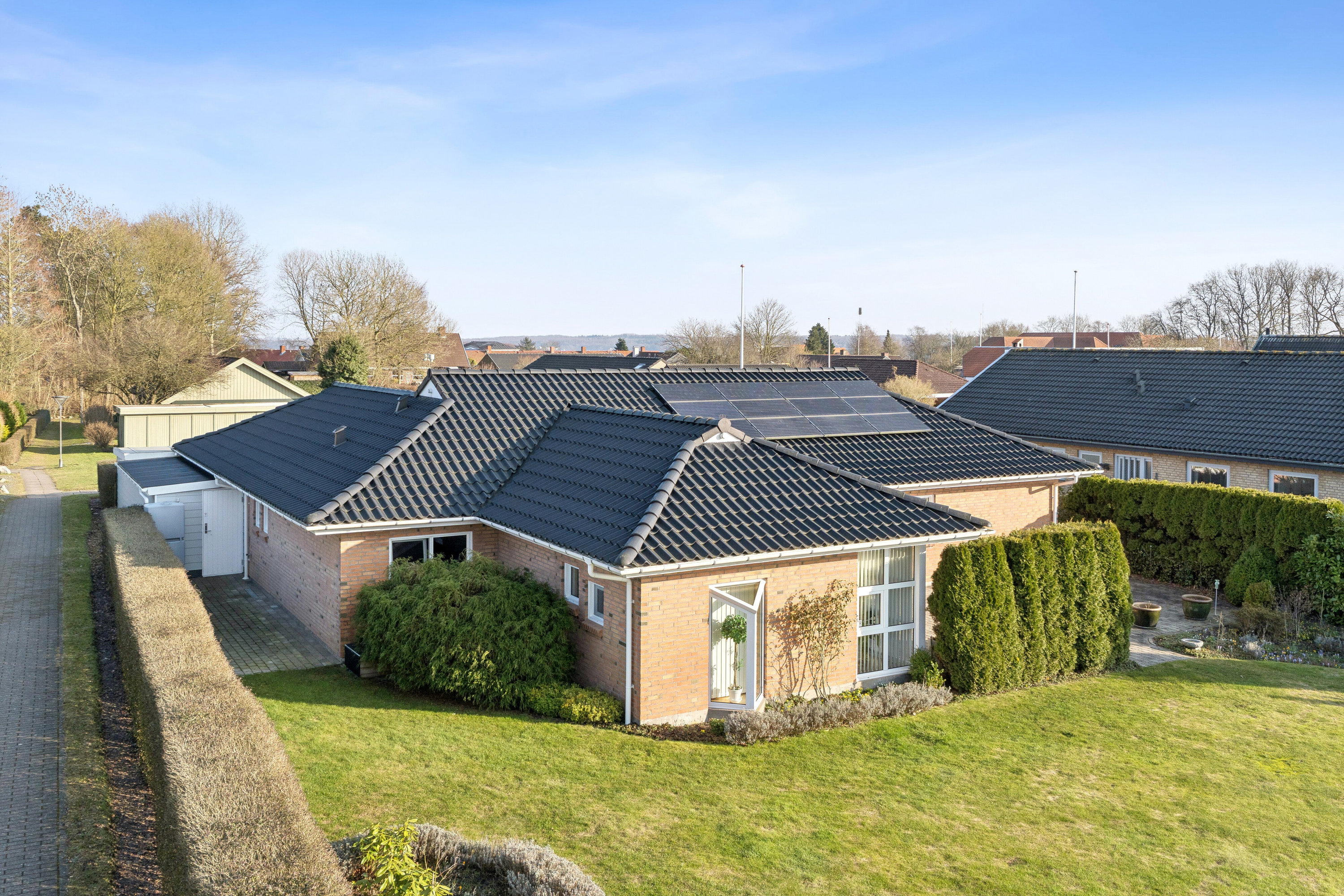 Fremhævet set fra haven billede i fuldskærmstilstand. Billede af Kalveknækket 19, Kollund, 6340 Kruså