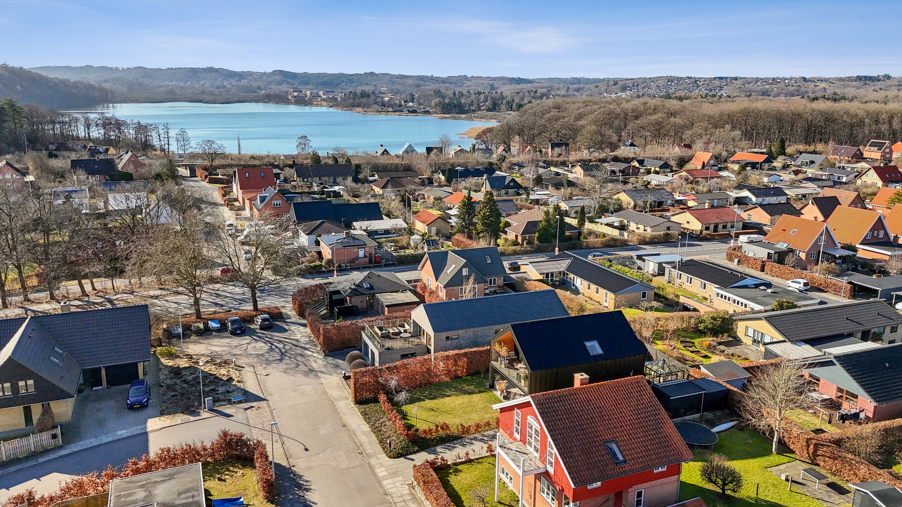 Fremhævet luftfoto billede i fuldskærmstilstand. Billede af Parkvænget 18, 8600 Silkeborg