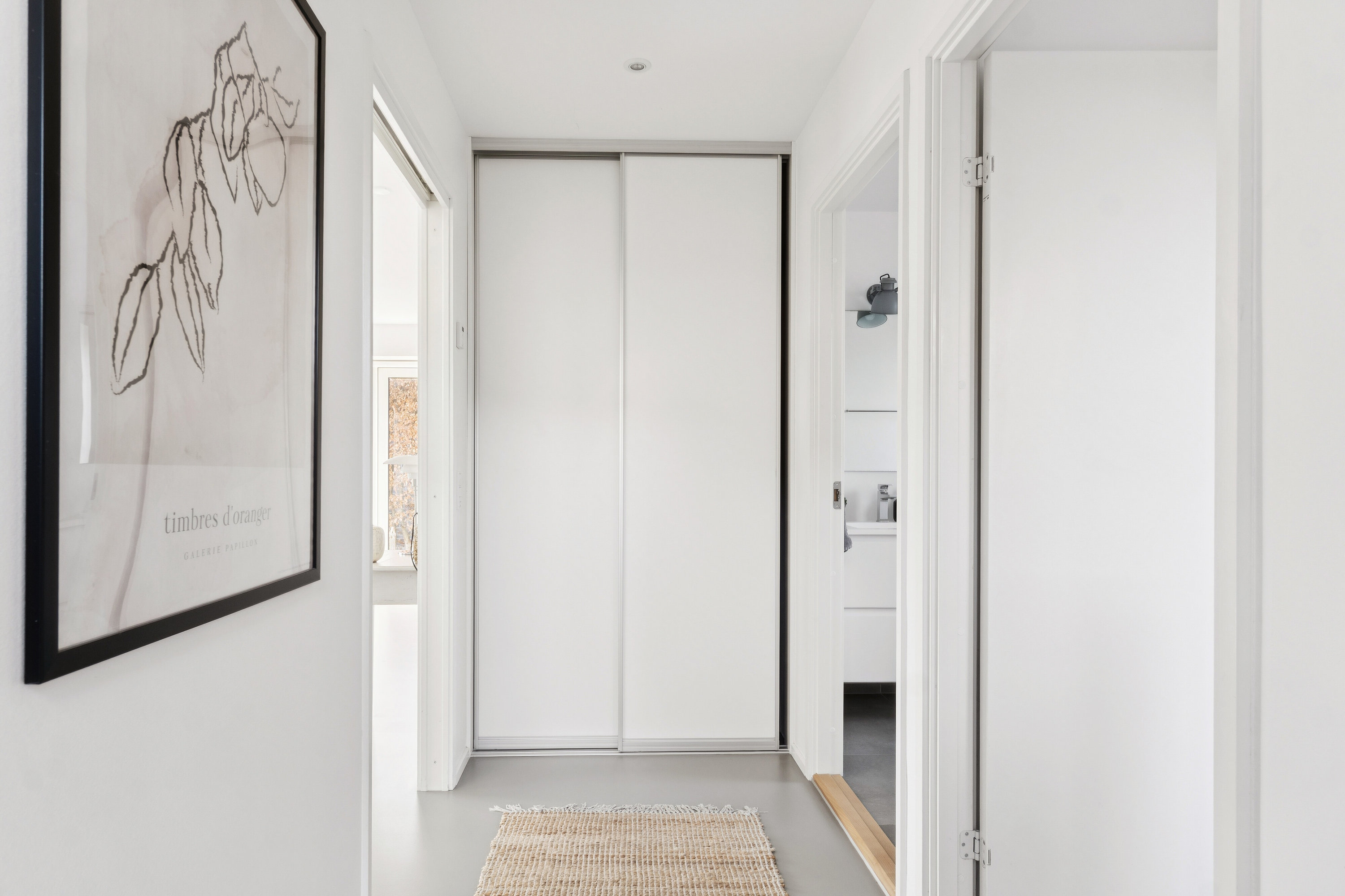 Fremhævet hall billede i fuldskærmstilstand. Billede af Parkvænget 18, 8600 Silkeborg