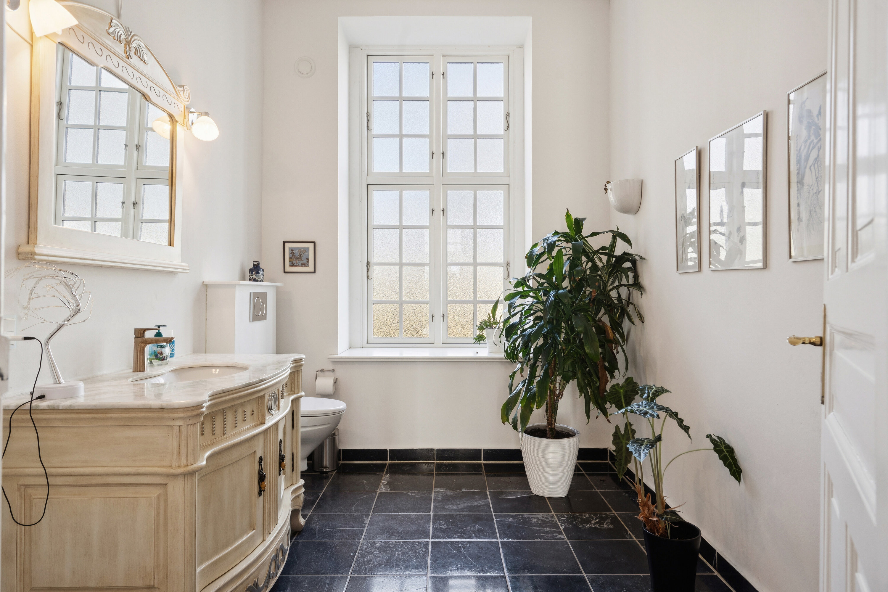 Fremhævet badeværelse billede i fuldskærmstilstand. Billede af Grøngrøftvej 16, Grøngrøft, 6200 Aabenraa