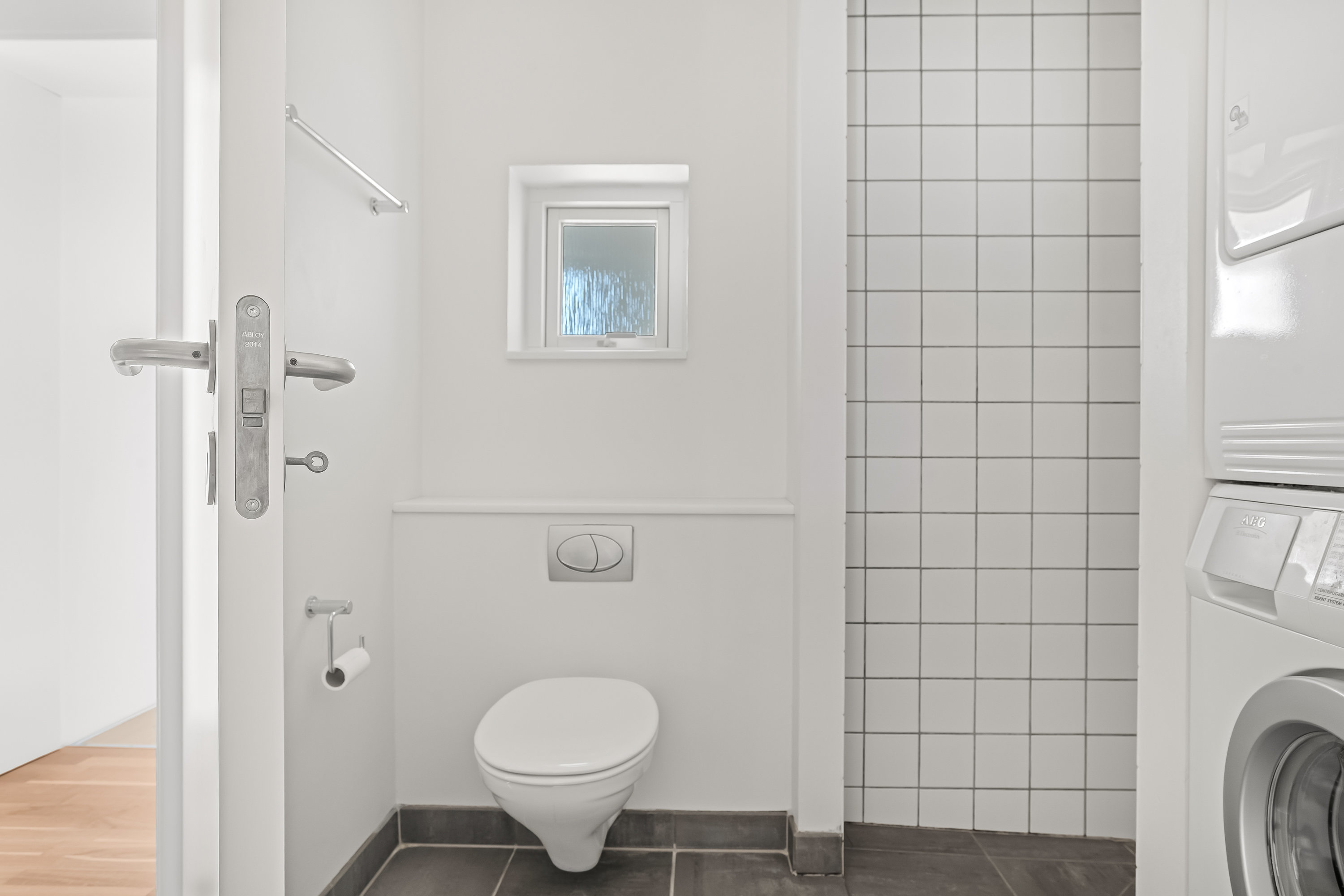 Fremhævet badeværelse billede i fuldskærmstilstand. Billede af Ewaldsvej 32-34, 7500 Holstebro