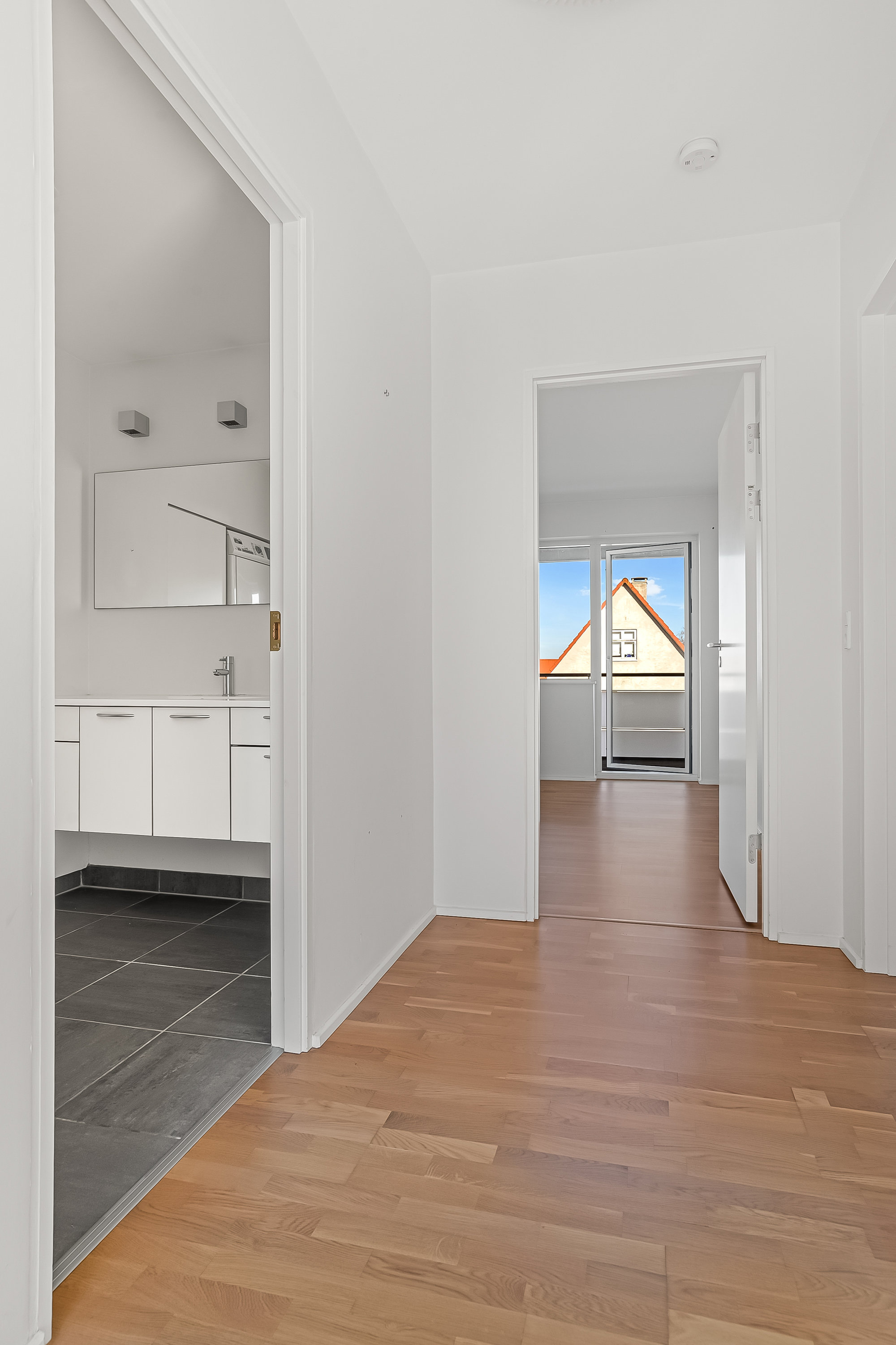 Fremhævet gang billede i fuldskærmstilstand. Billede af Ewaldsvej 32-34, 7500 Holstebro