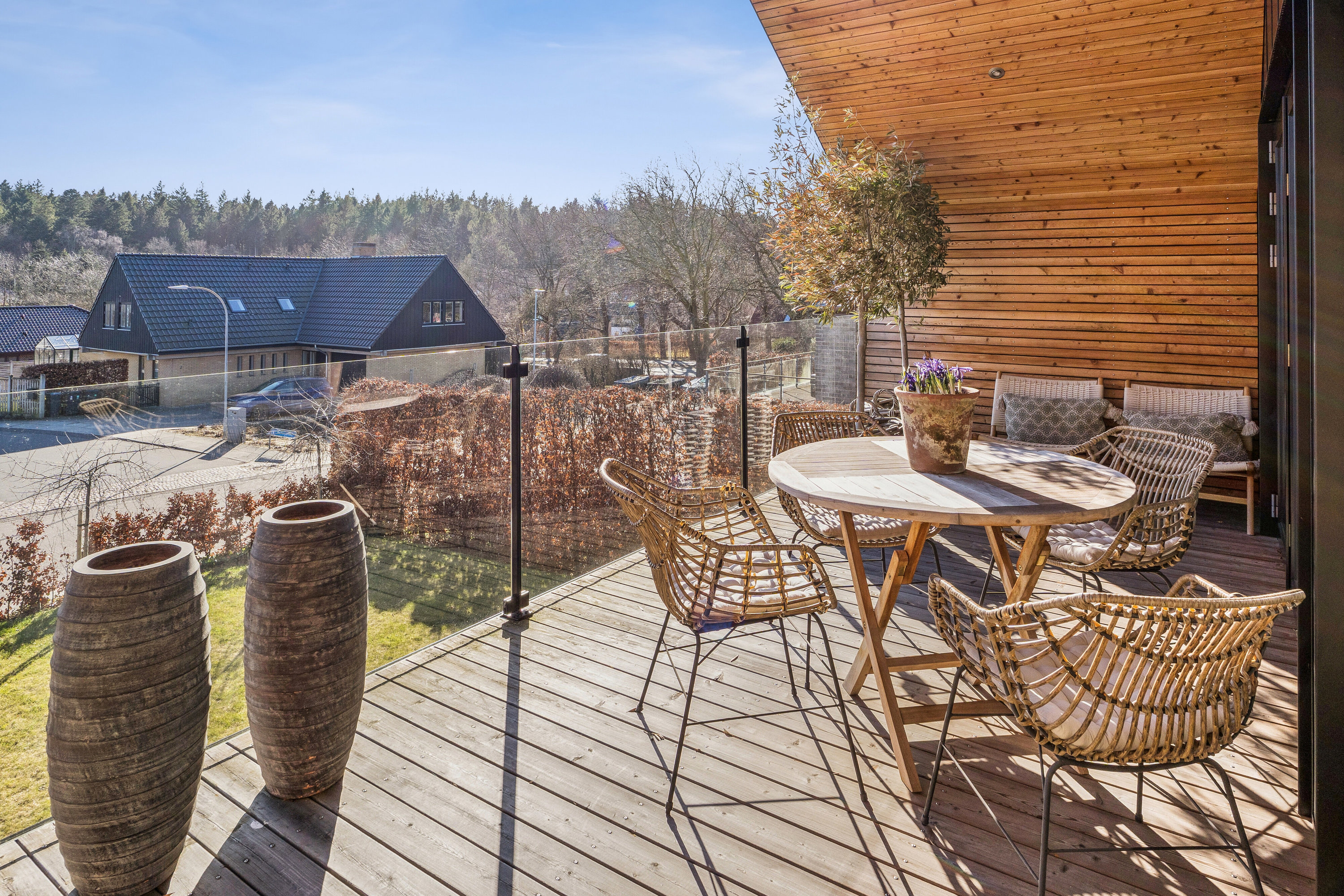 Fremhævet set fra haven billede i fuldskærmstilstand. Billede af Parkvænget 18, 8600 Silkeborg