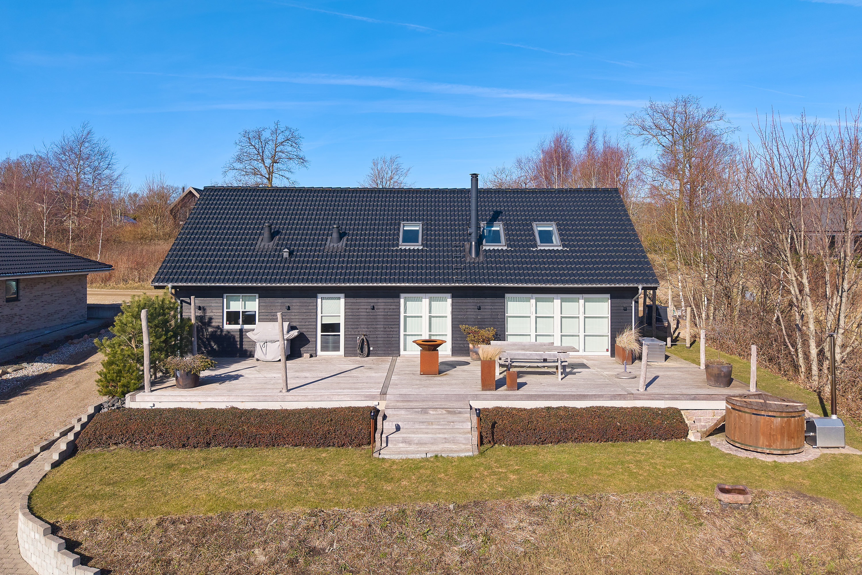 Fremhævet ejendommen billede i fuldskærmstilstand. Billede af Meransletten 1, 3630 Jægerspris