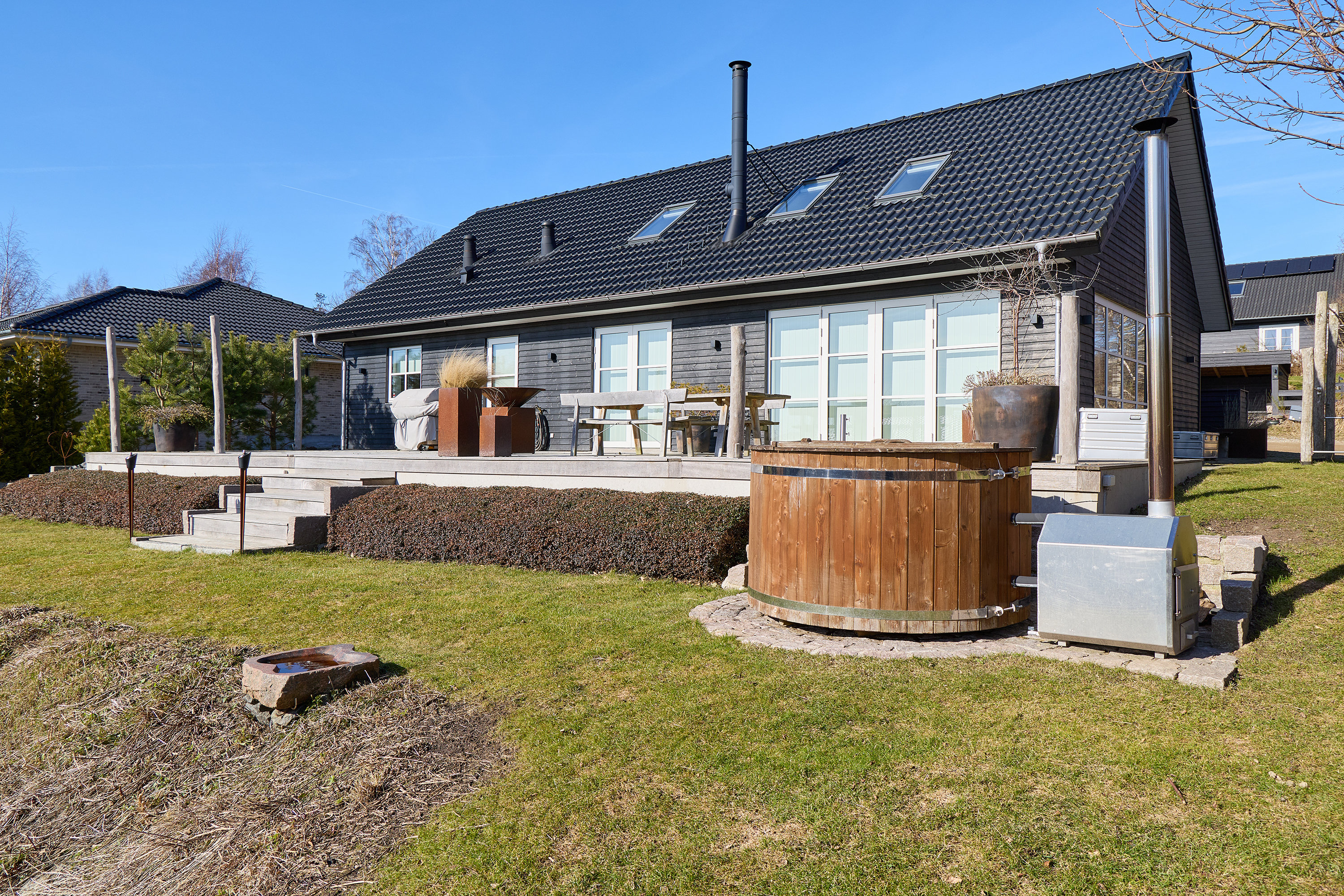 Fremhævet ejendommen billede i fuldskærmstilstand. Billede af Meransletten 1, 3630 Jægerspris