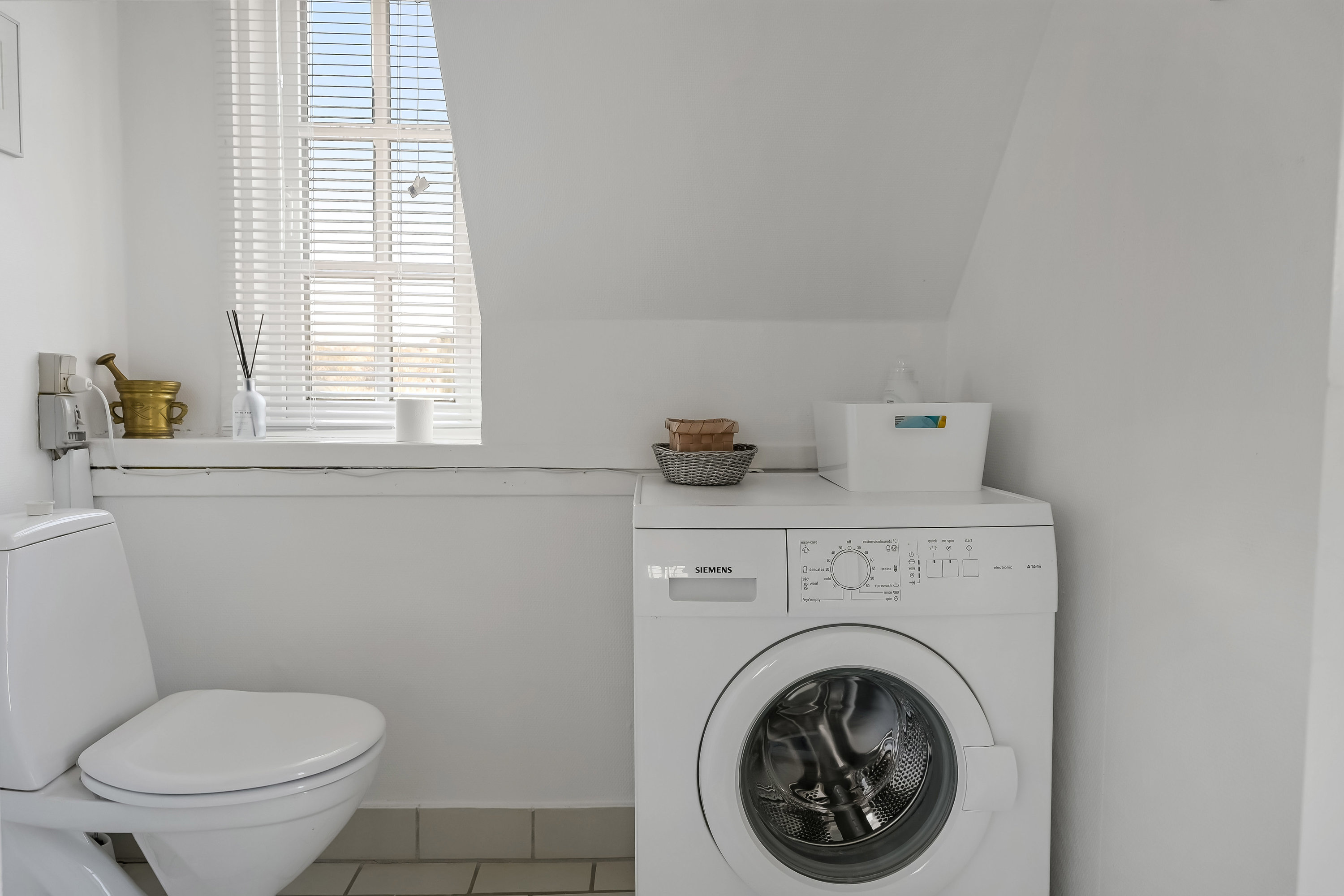 Fremhævet toilet billede i fuldskærmstilstand. Billede af Strandsøvej 12, Fanø Bad, 6720 Fanø