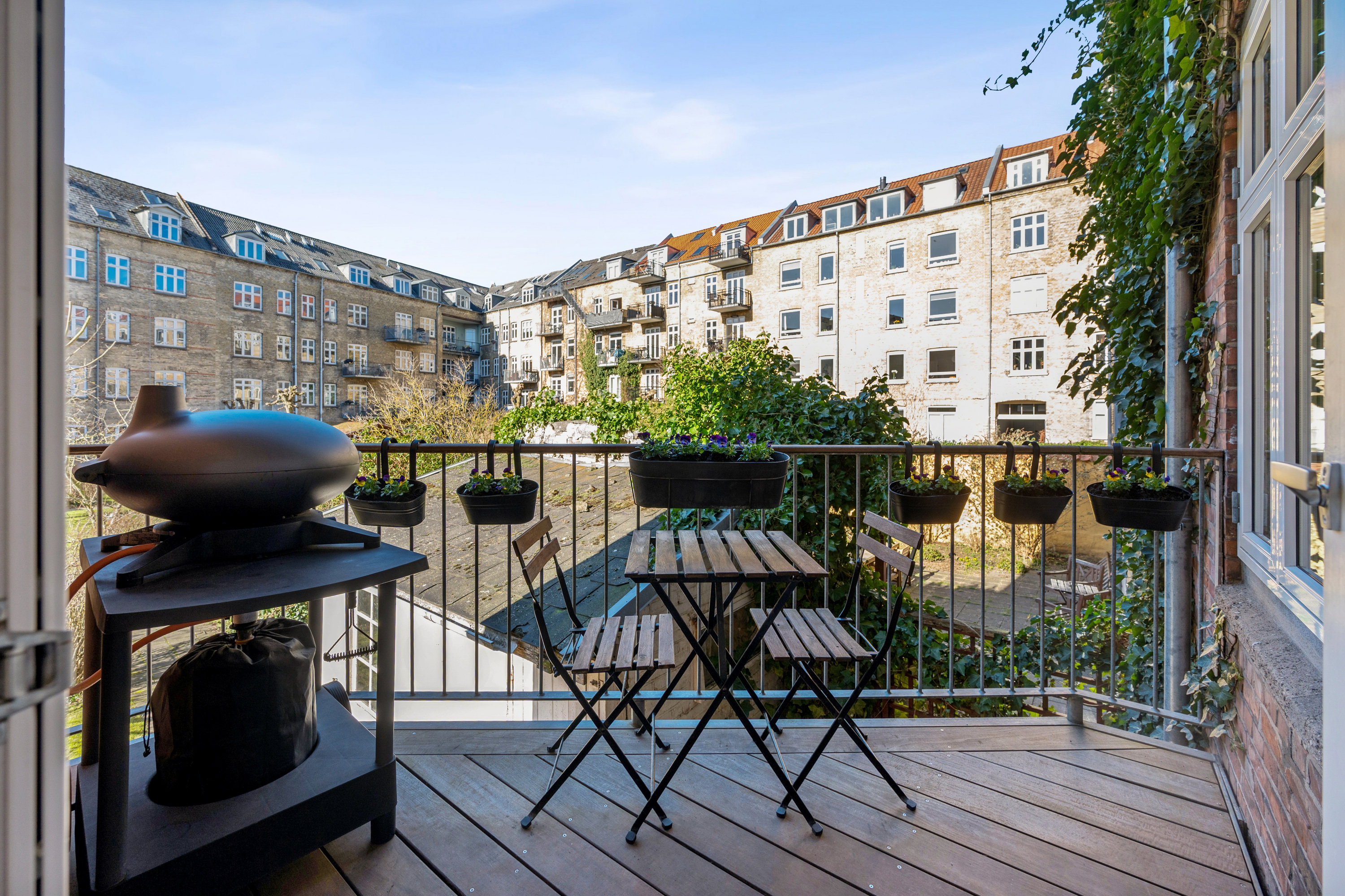 Fremhævet altan billede i fuldskærmstilstand. Billede af Montanagade 58, st.. th., 8000 Aarhus C