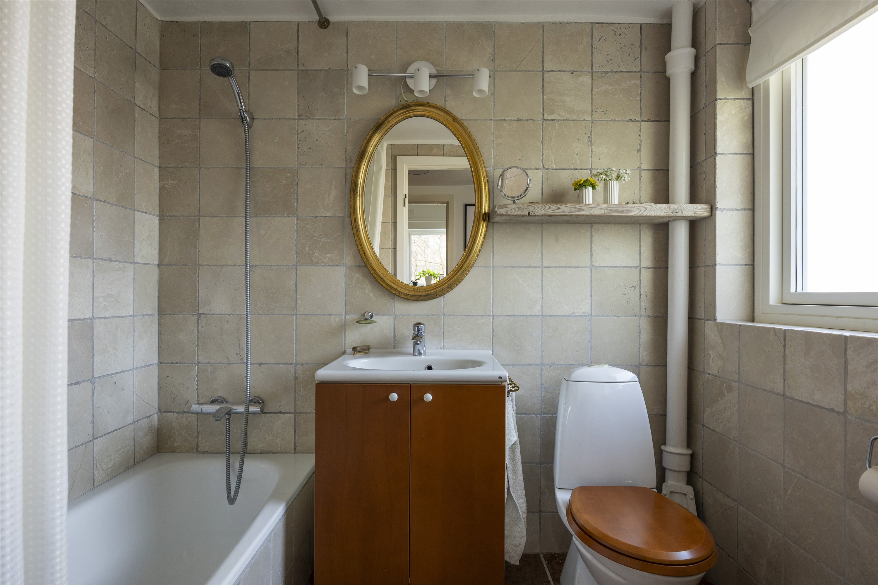 Fremhævet andet billede i fuldskærmstilstand. Billede af Smakkekrogen 3, 2820 Gentofte