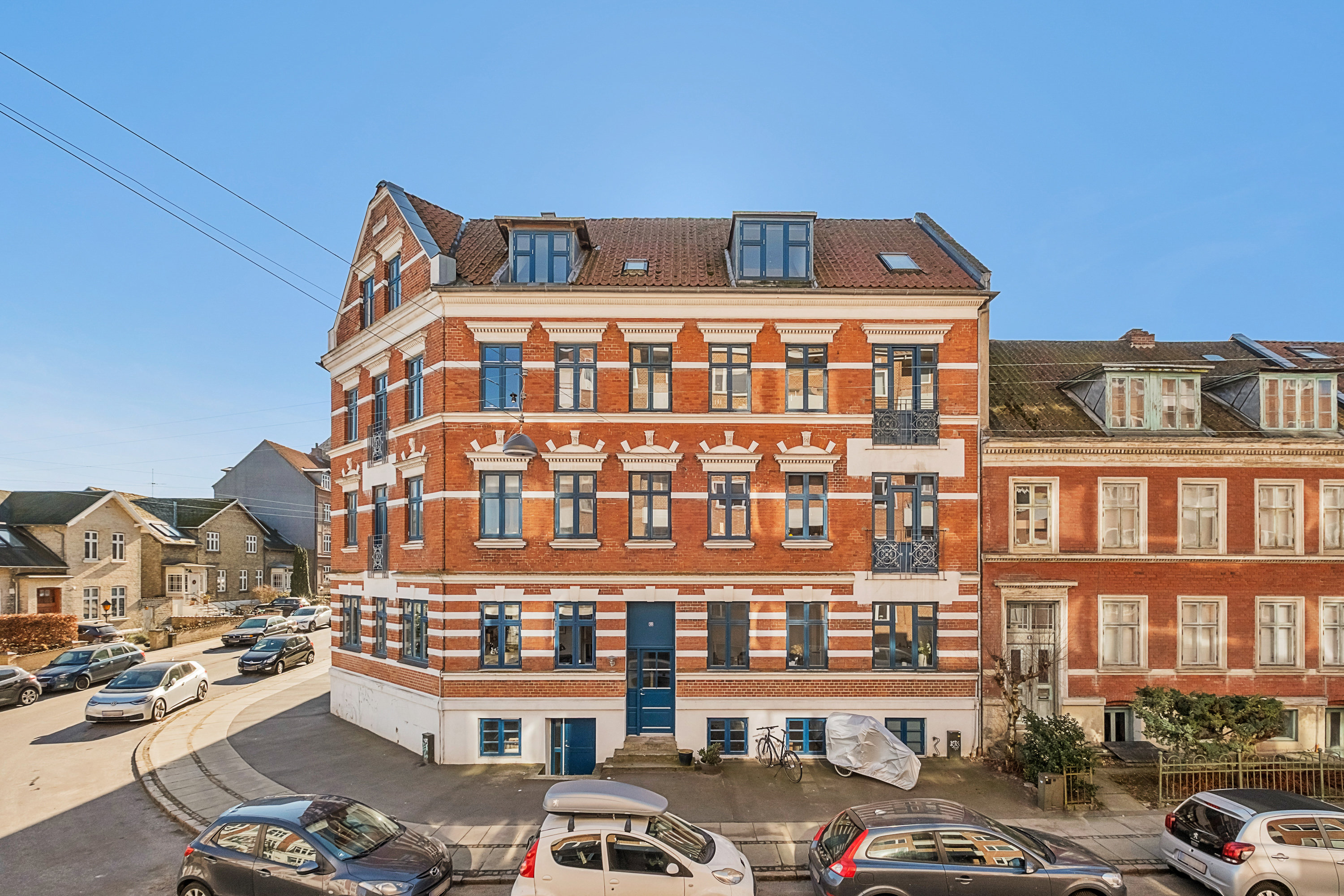 Fremhævet facade billede i fuldskærmstilstand. Billede af Heibergsgade 10, 2. th., 8000 Aarhus C