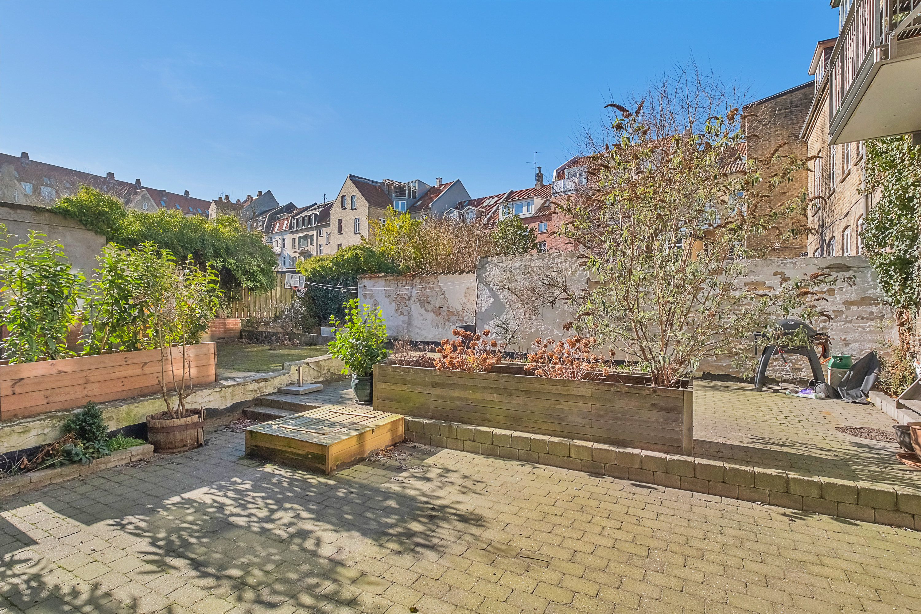 Fremhævet gårdmiljø billede i fuldskærmstilstand. Billede af Heibergsgade 10, 2. th., 8000 Aarhus C