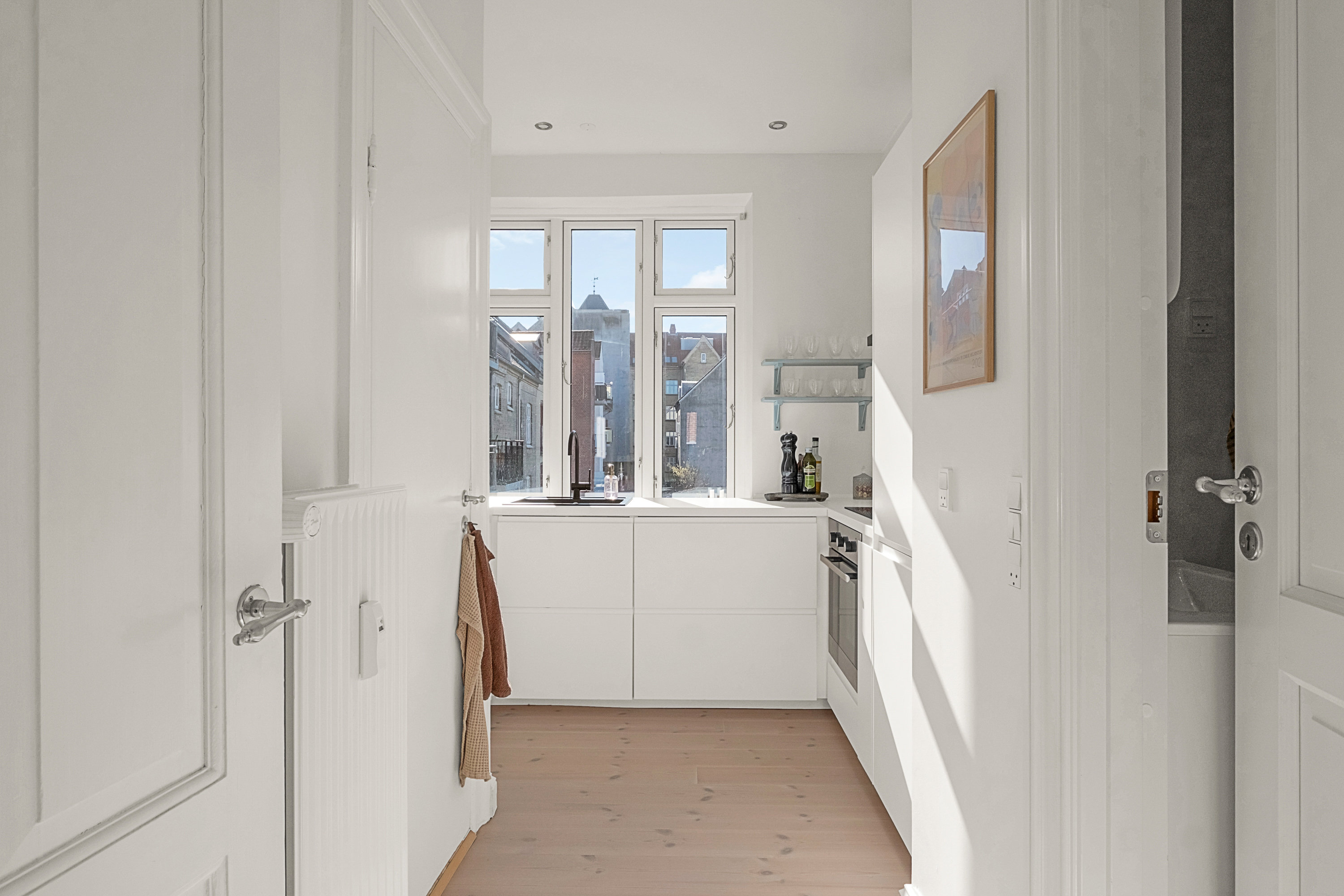 Fremhævet køkken billede i fuldskærmstilstand. Billede af Heibergsgade 10, 2. th., 8000 Aarhus C