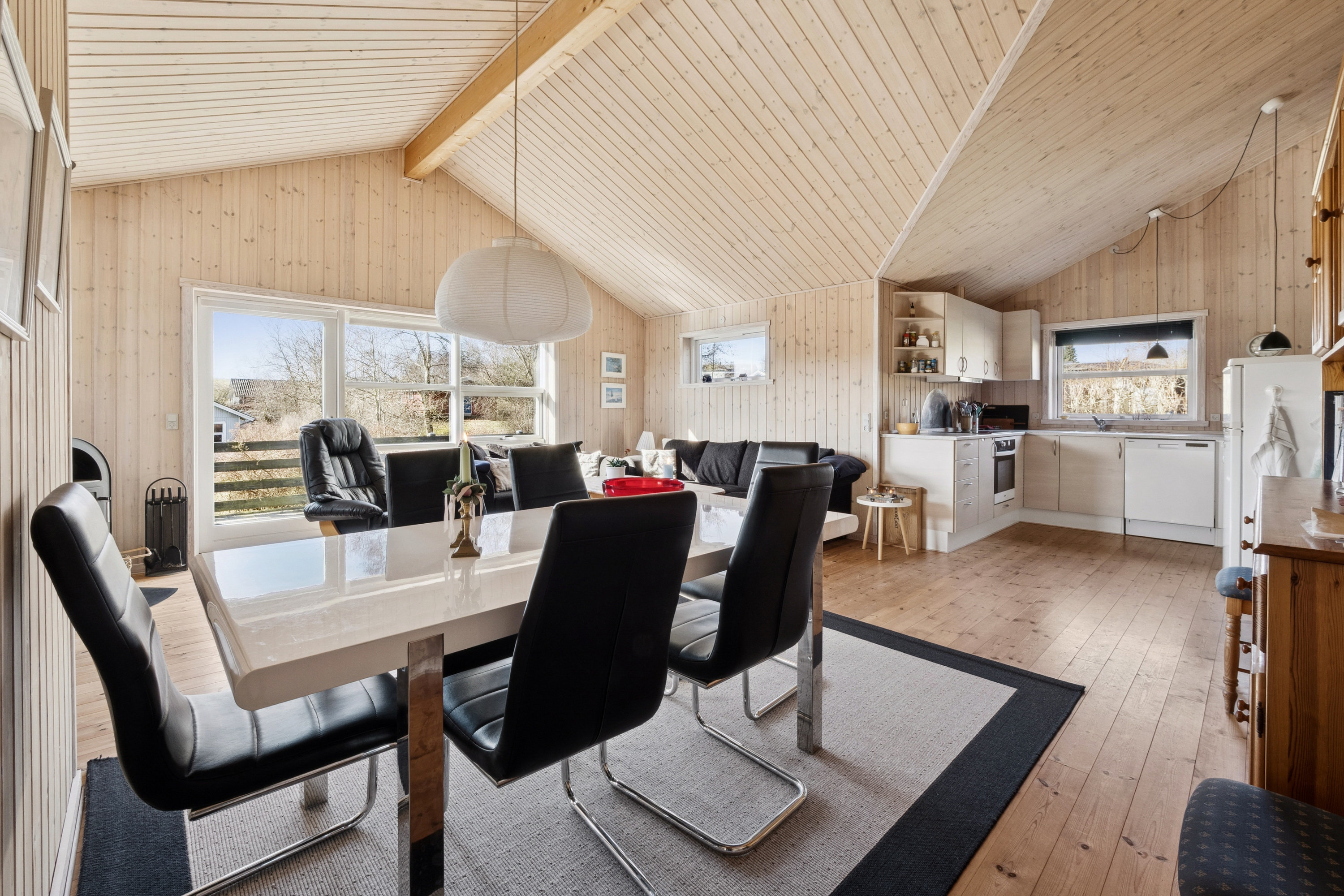 Fremhævet stue billede i fuldskærmstilstand. Billede af Eskovvej 69, Eskov, 7870 Roslev