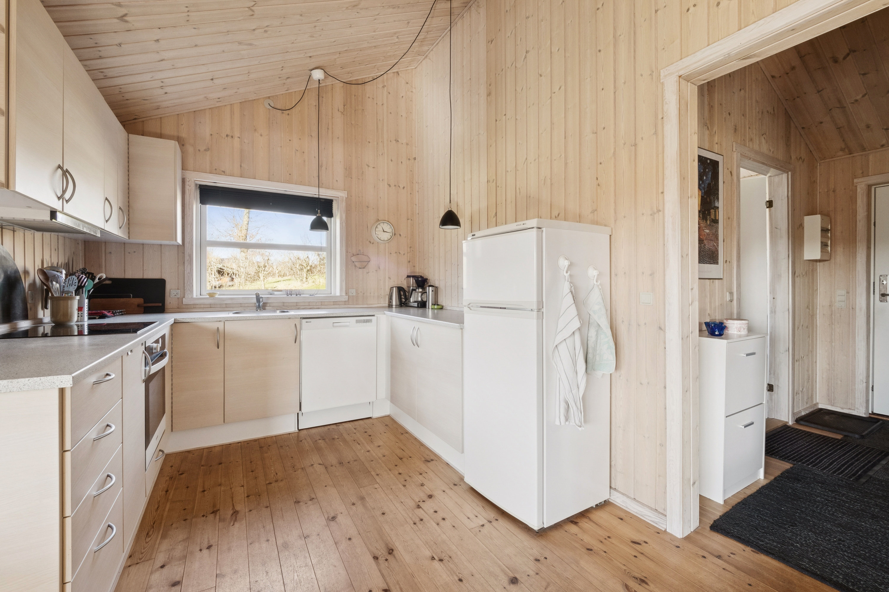Fremhævet køkken billede i fuldskærmstilstand. Billede af Eskovvej 69, Eskov, 7870 Roslev