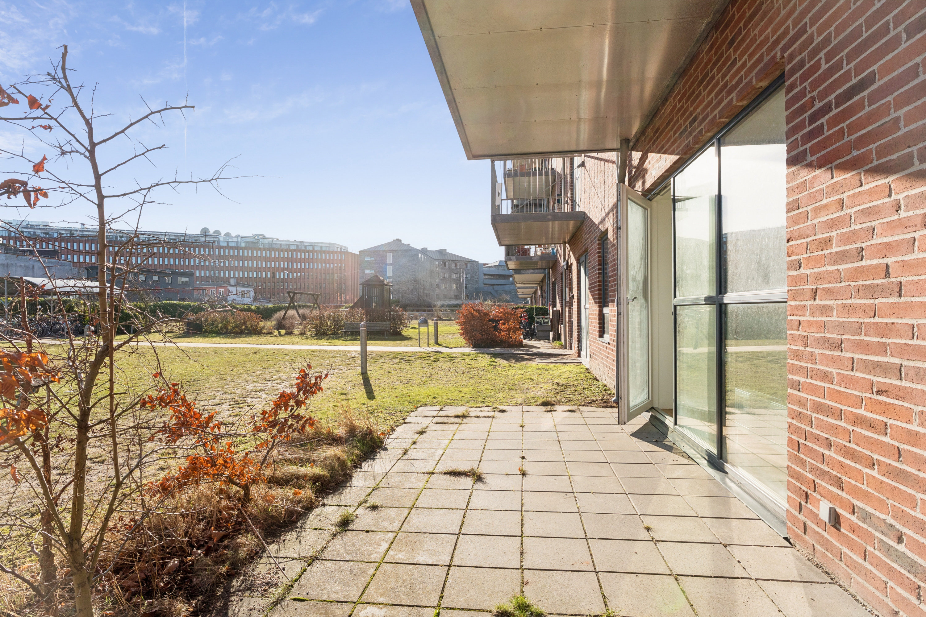 Fremhævet terrasse billede i fuldskærmstilstand. Billede af Venøgade 24, st.. mf., 2100 København Ø