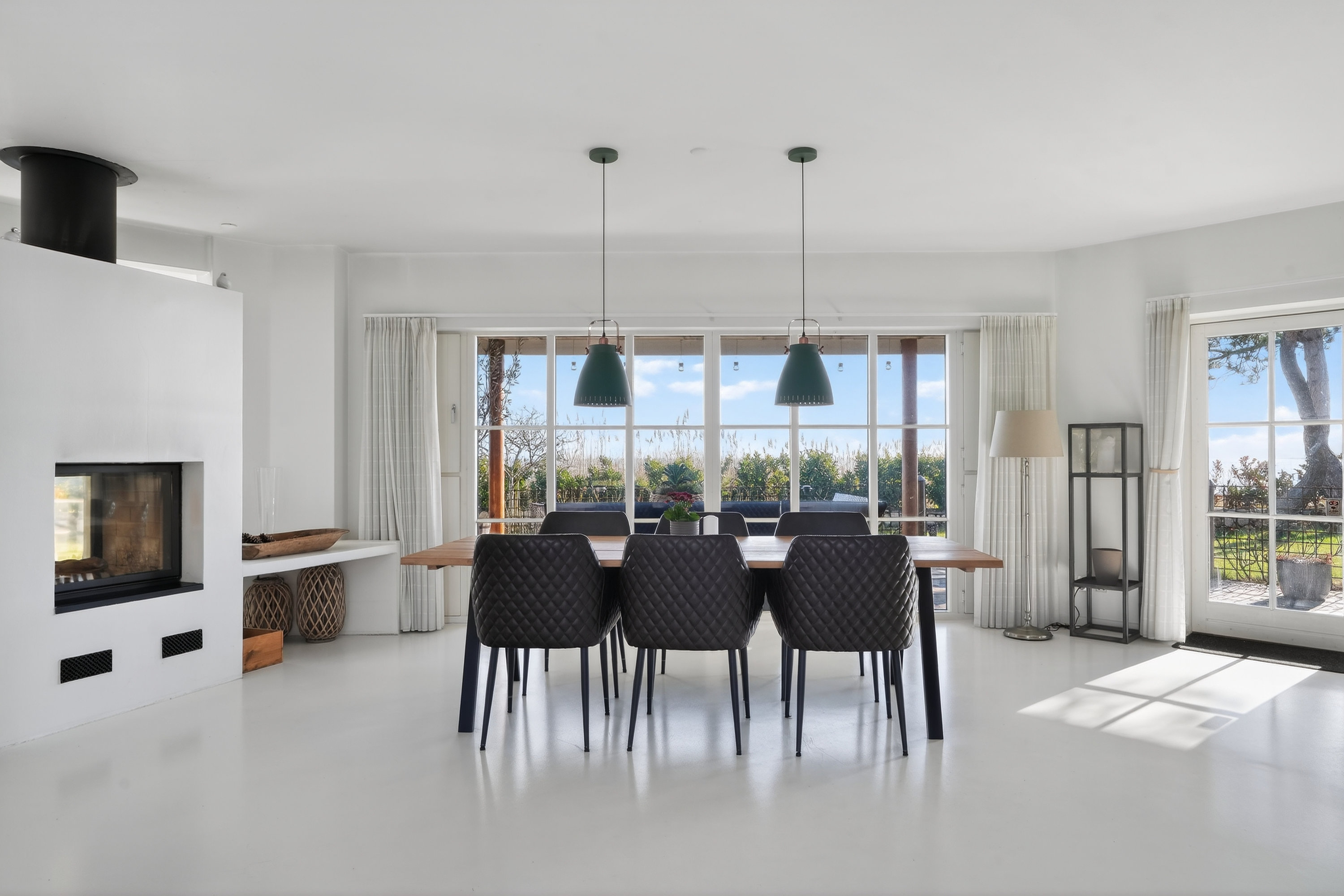 Fremhævet spisestue billede i fuldskærmstilstand. Billede af Toldbodvej 50, 4581 Rørvig