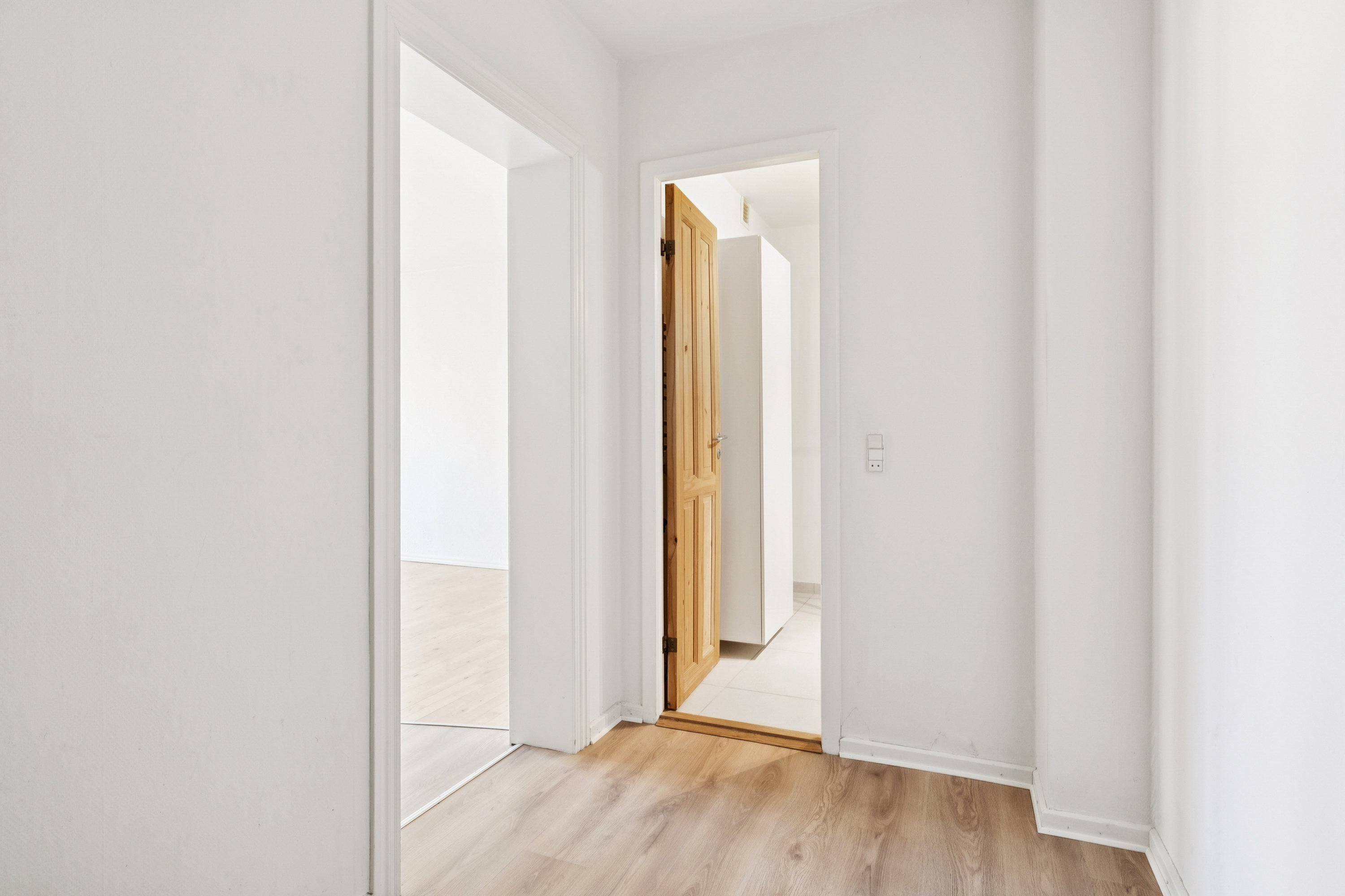 Fremhævet gang billede i fuldskærmstilstand. Billede af Vesterå 9, 3. 3., 9000 Aalborg