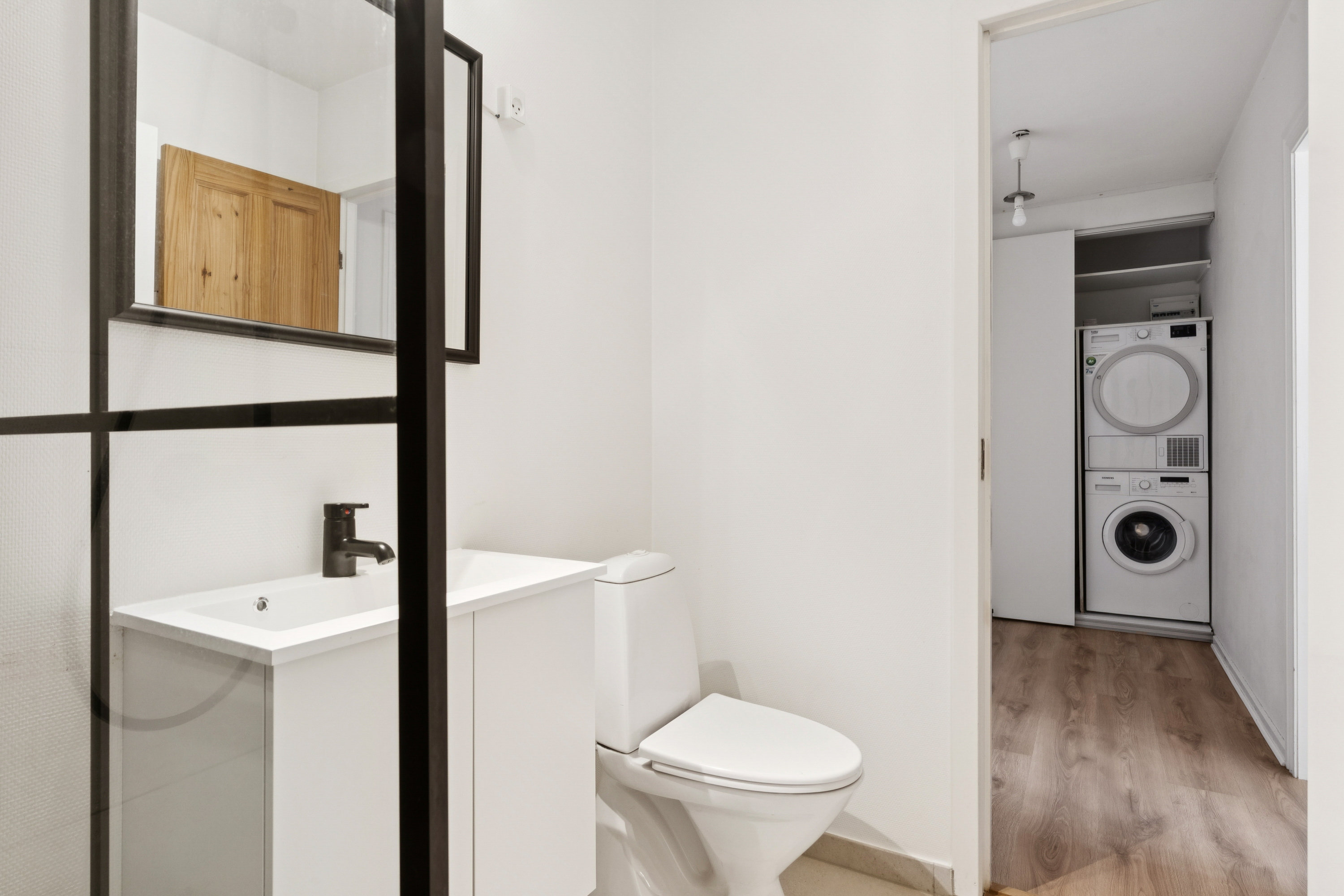 Fremhævet badeværelse billede i fuldskærmstilstand. Billede af Vesterå 9, 3. 3., 9000 Aalborg