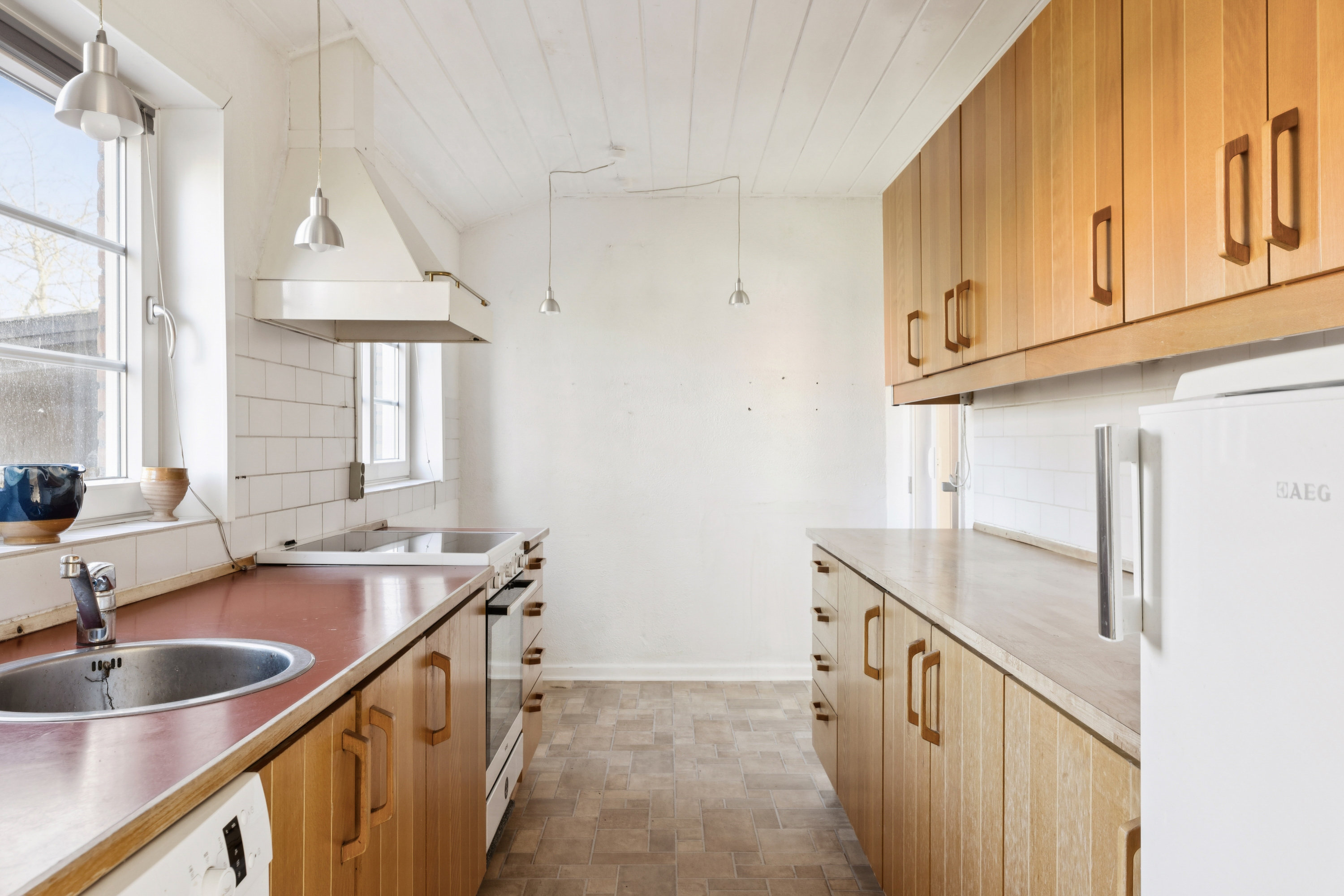 Fremhævet køkken billede i fuldskærmstilstand. Billede af Gl Åvej 17, 6760 Ribe