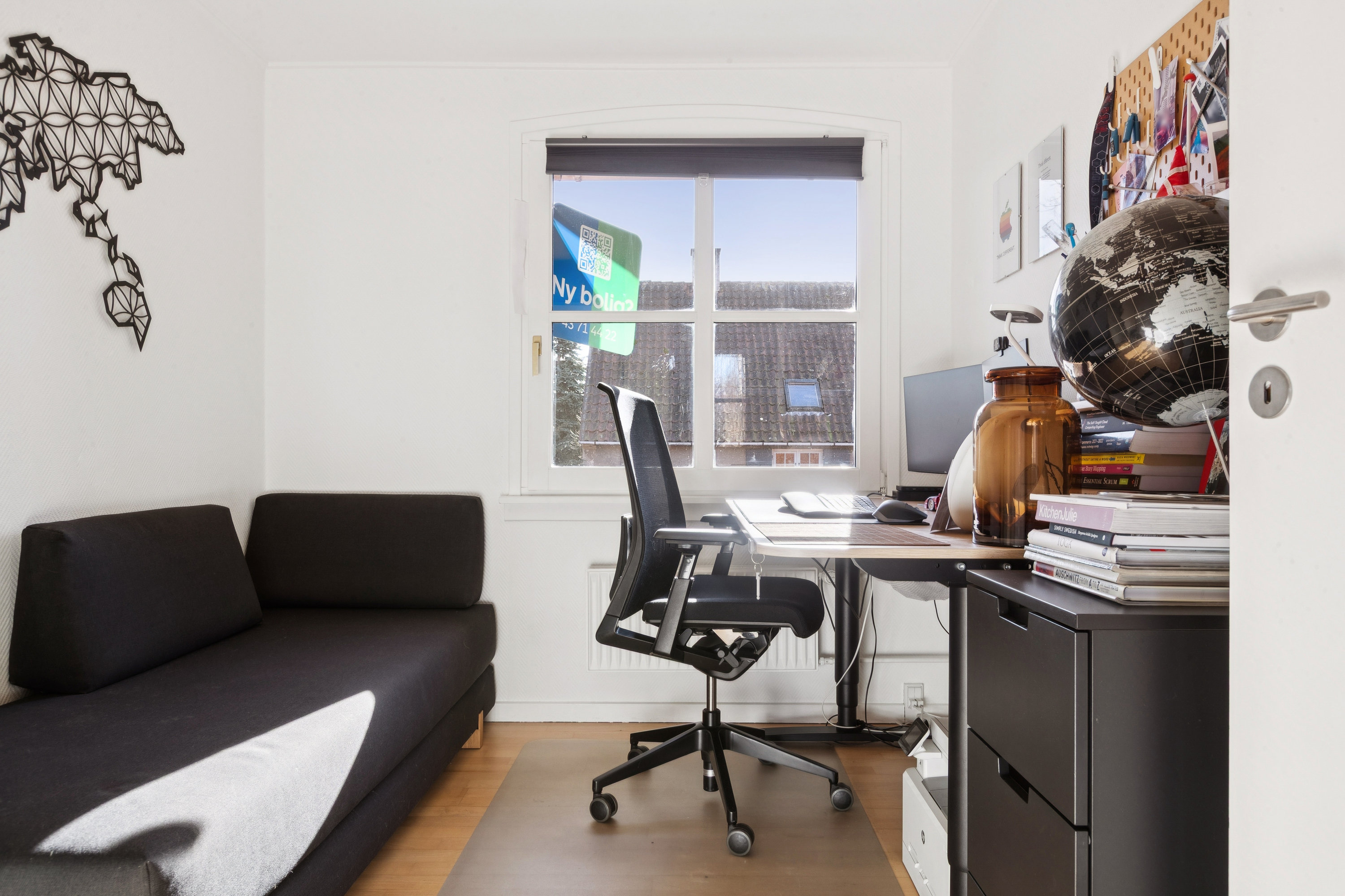 Fremhævet værelse billede i fuldskærmstilstand. Billede af Lindevej 3C, 2630 Taastrup