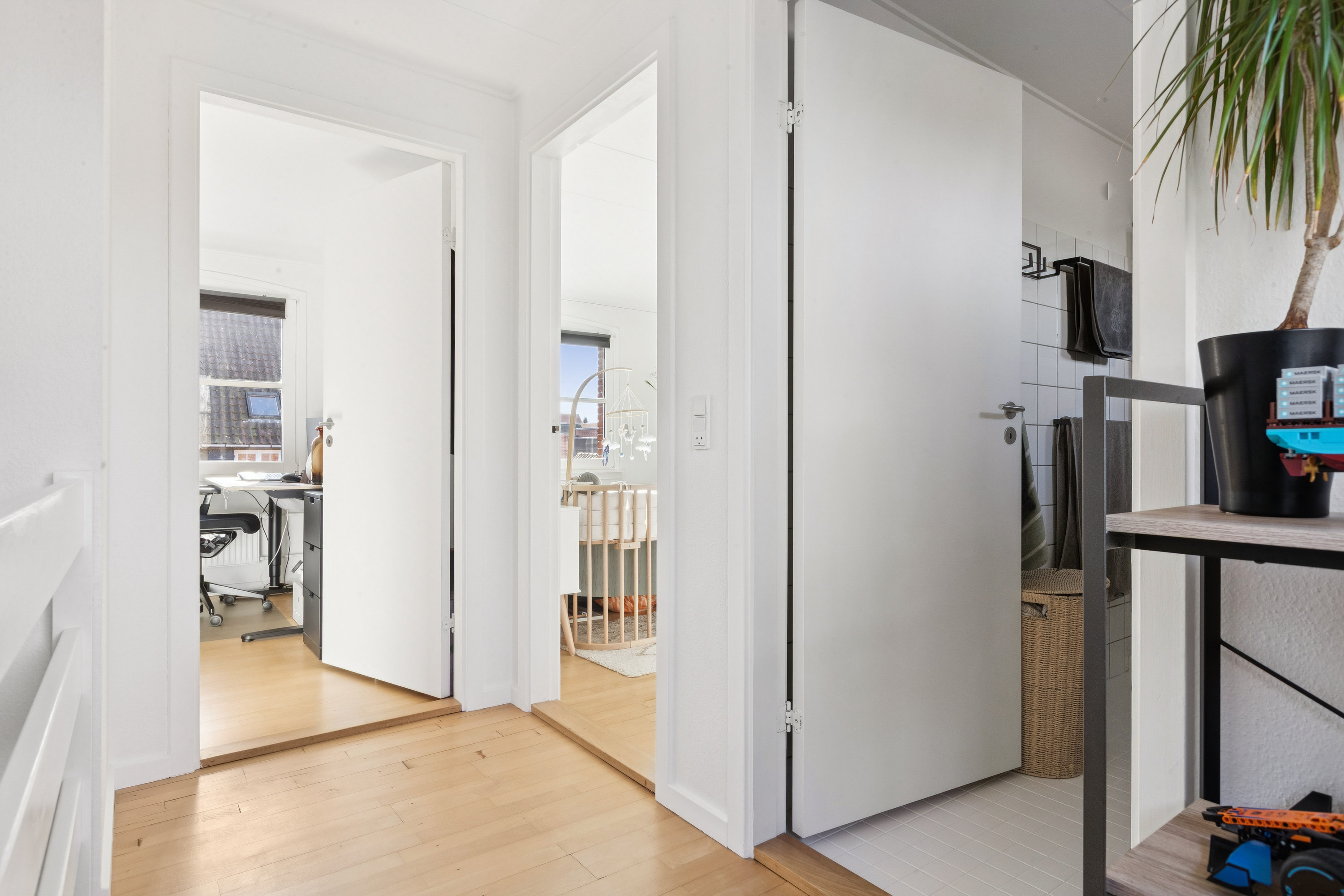 Fremhævet værelse billede i fuldskærmstilstand. Billede af Lindevej 3C, 2630 Taastrup