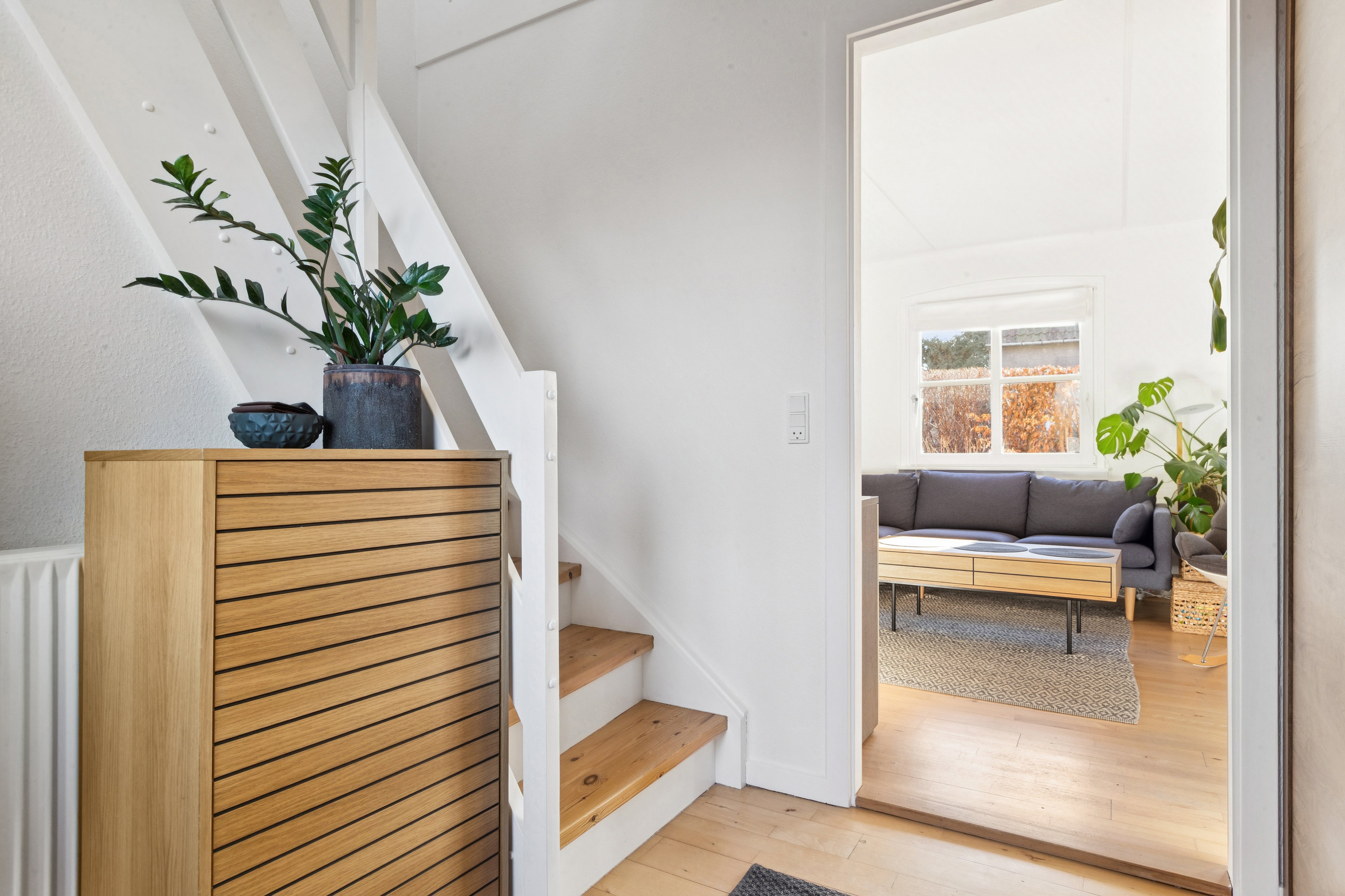 Fremhævet gang billede i fuldskærmstilstand. Billede af Lindevej 3C, 2630 Taastrup