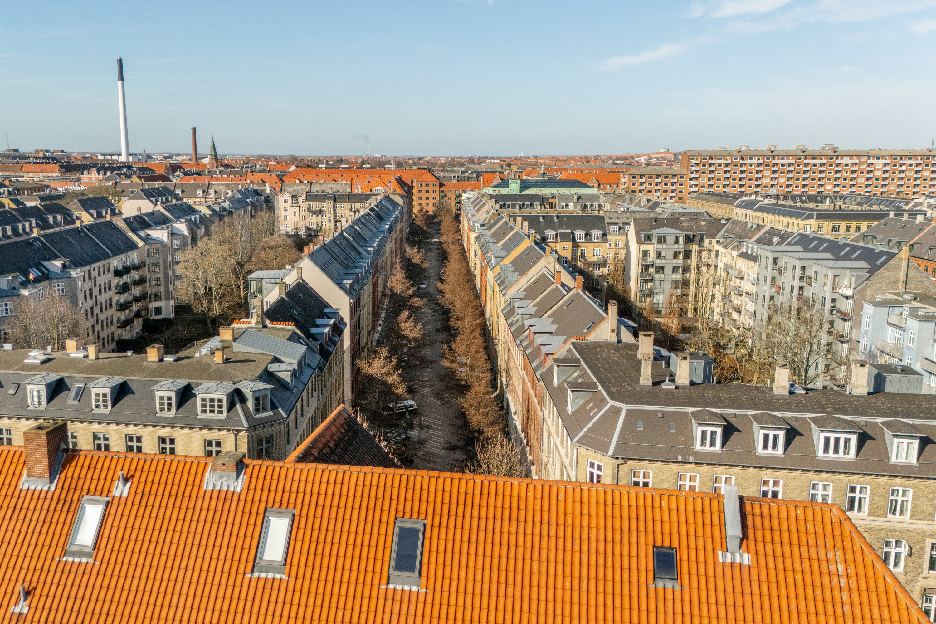 Fremhævet  billede i fuldskærmstilstand. Billede af Falkoner Alle 46, 5. tv., 2000 Frederiksberg