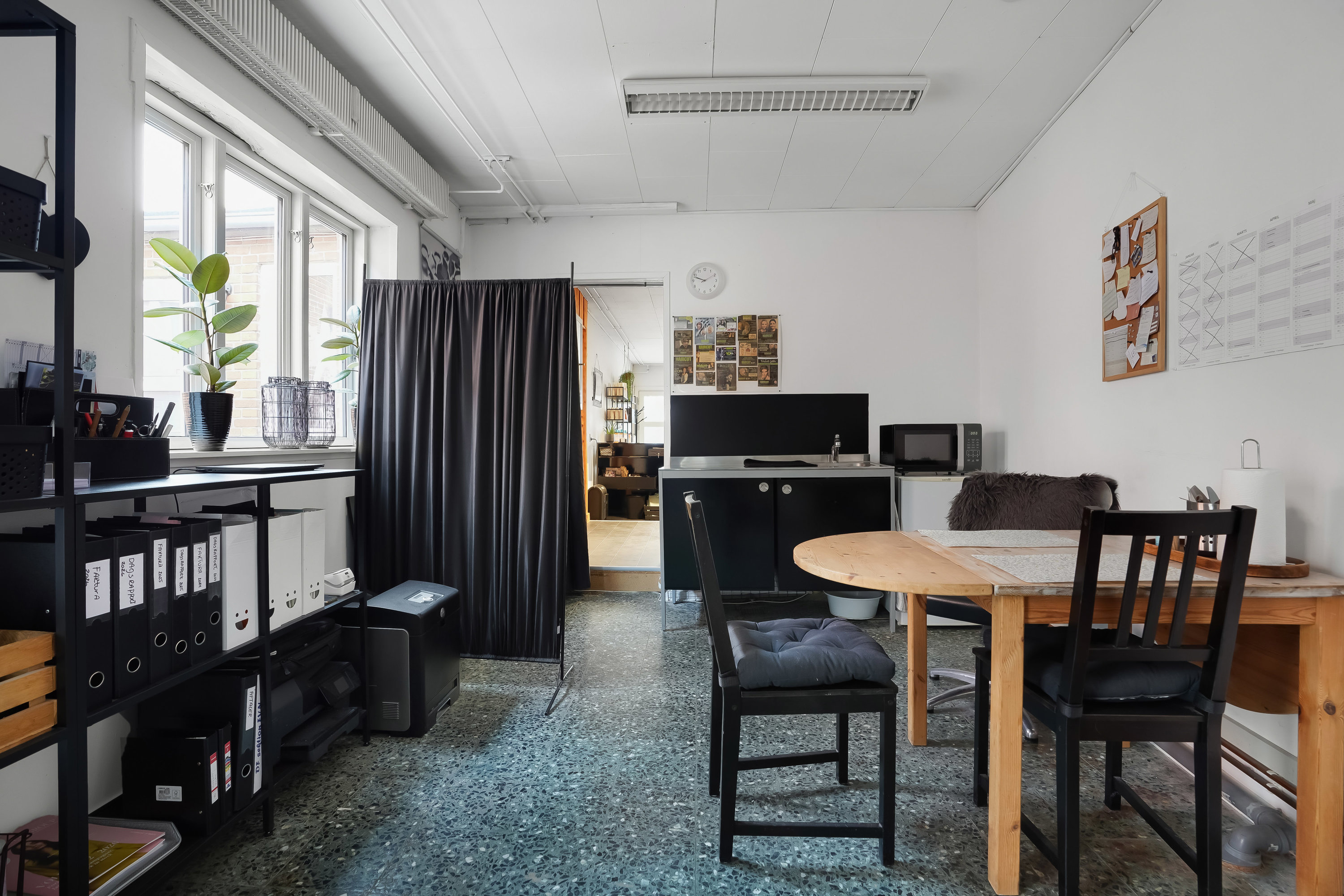 Fremhævet stue billede i fuldskærmstilstand. Billede af Teglgårdsvej 2A, 5500 Middelfart