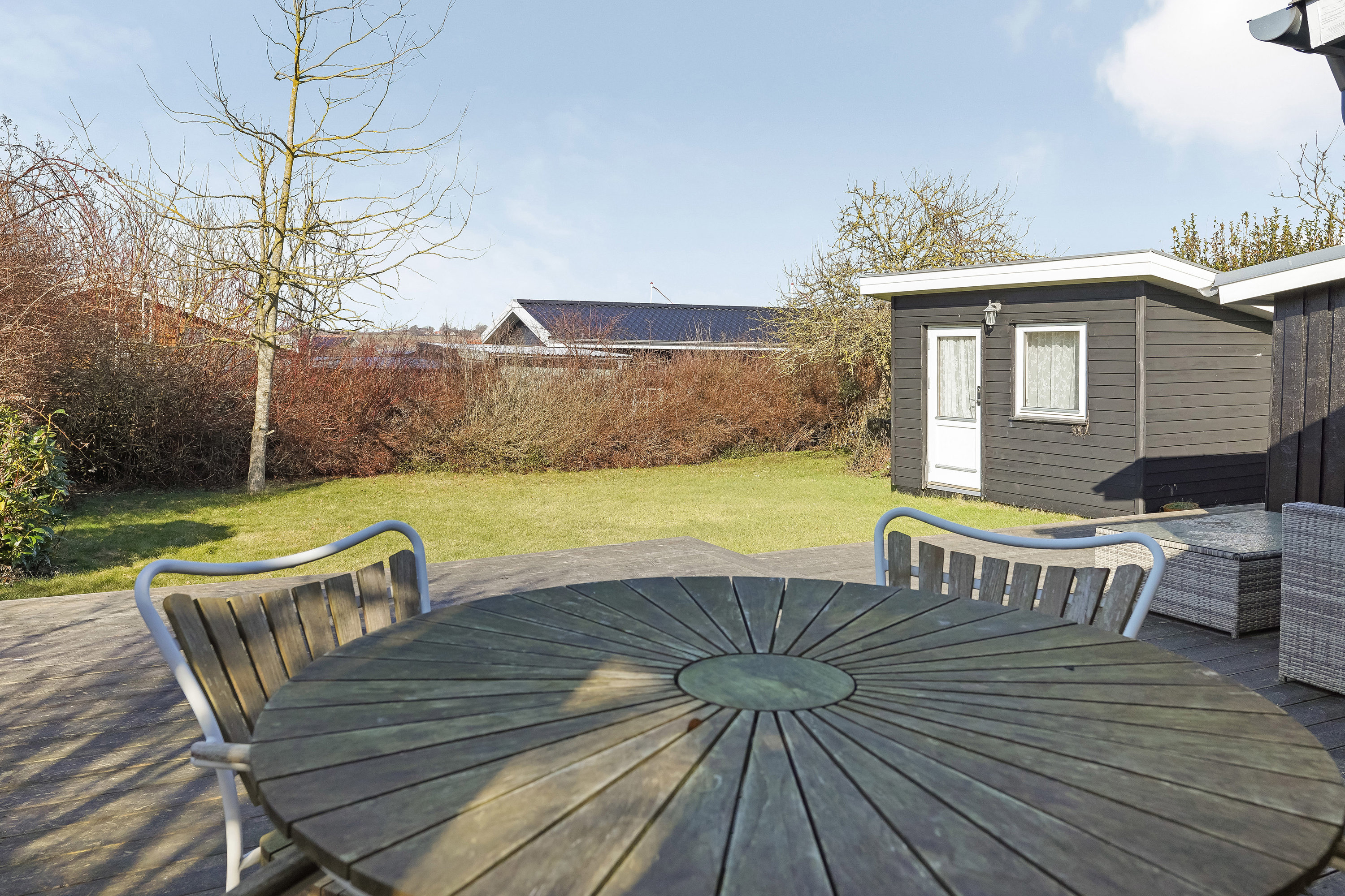 Fremhævet terrasse billede i fuldskærmstilstand. Billede af Kløvervej 50, 5300 Kerteminde