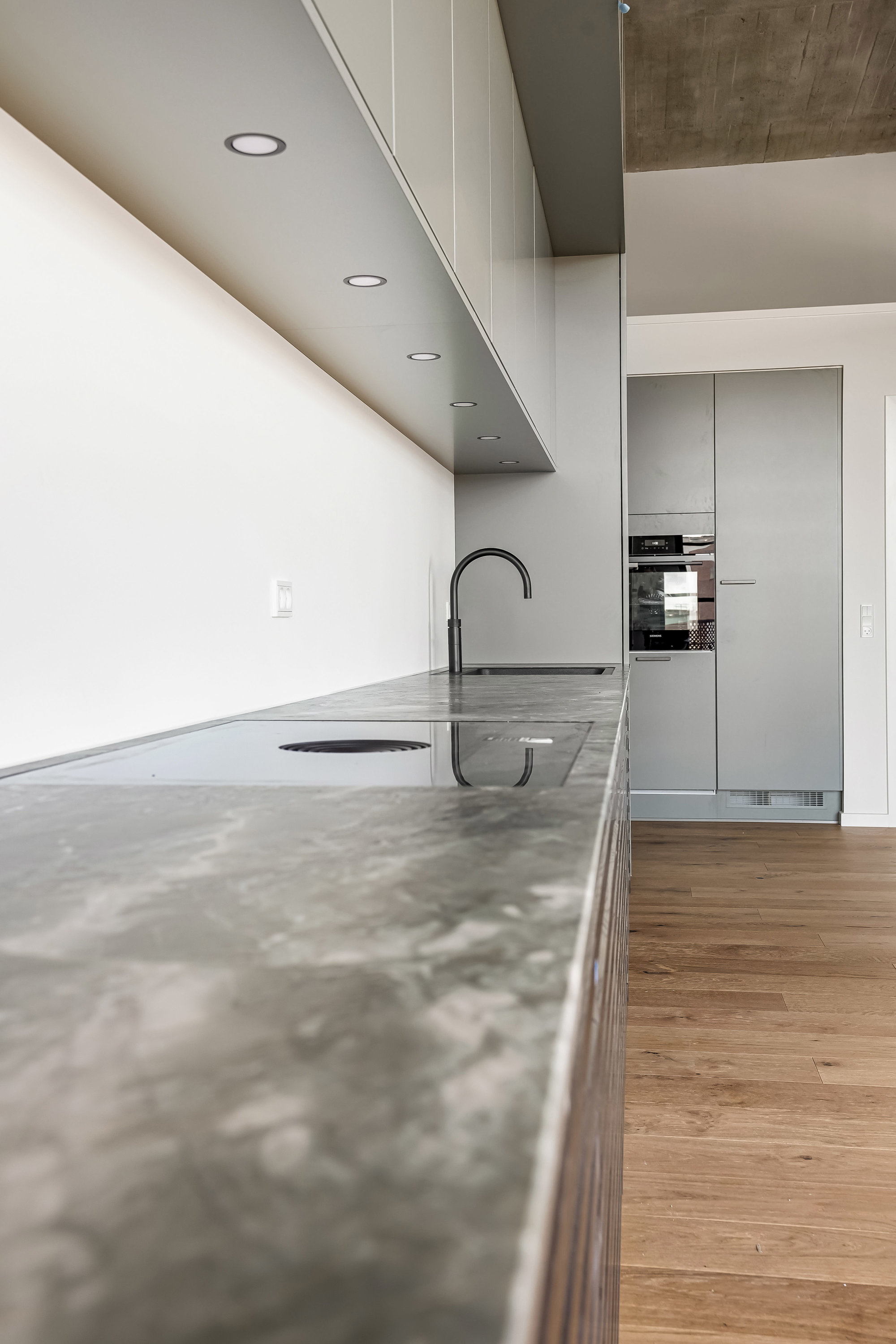 Fremhævet køkken billede i fuldskærmstilstand. Billede af Hollænderen 14, 3. 5., Dalum, 5250 Odense SV