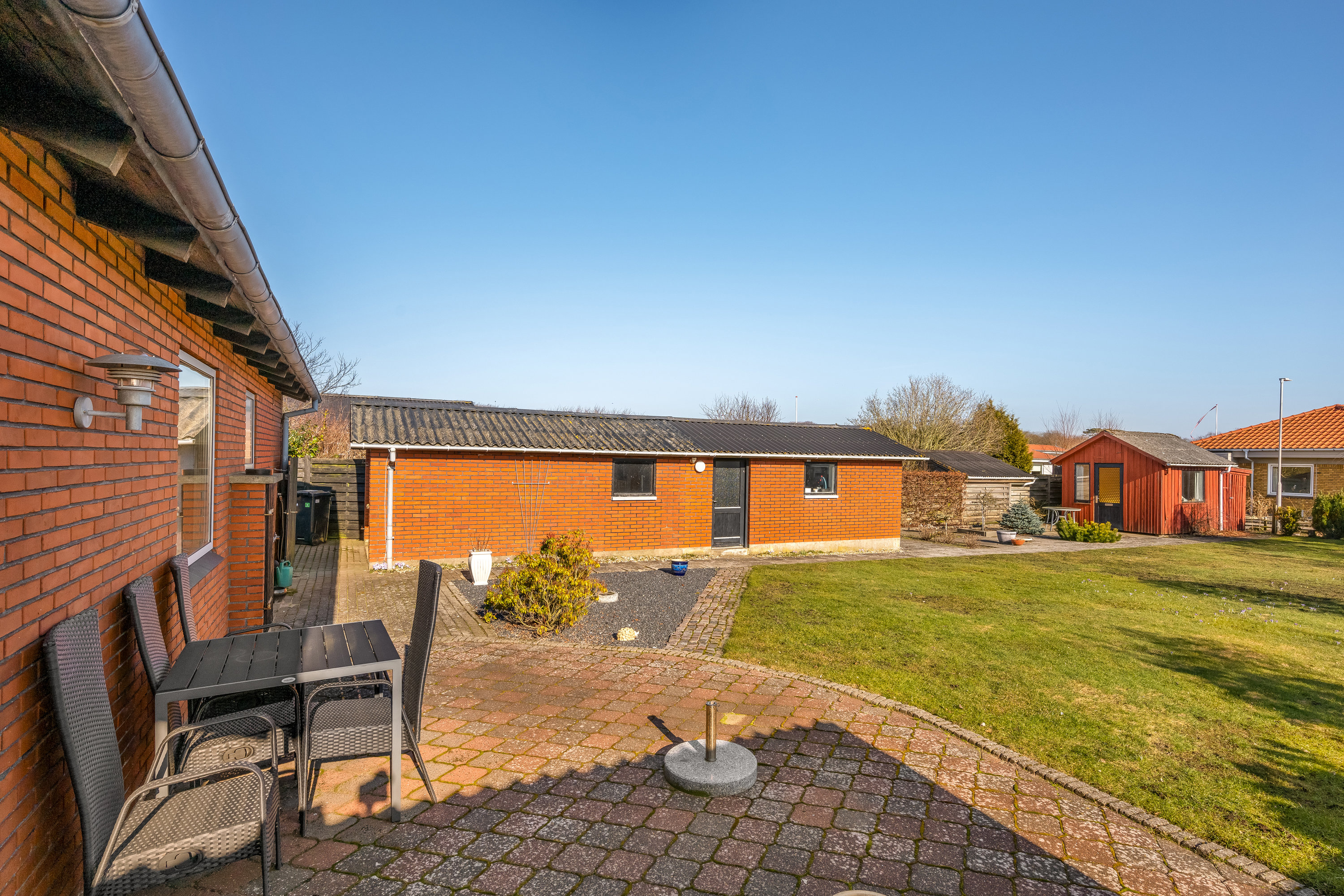 Fremhævet terrasse billede i fuldskærmstilstand. Billede af Kappelhøj 7, 6950 Ringkøbing