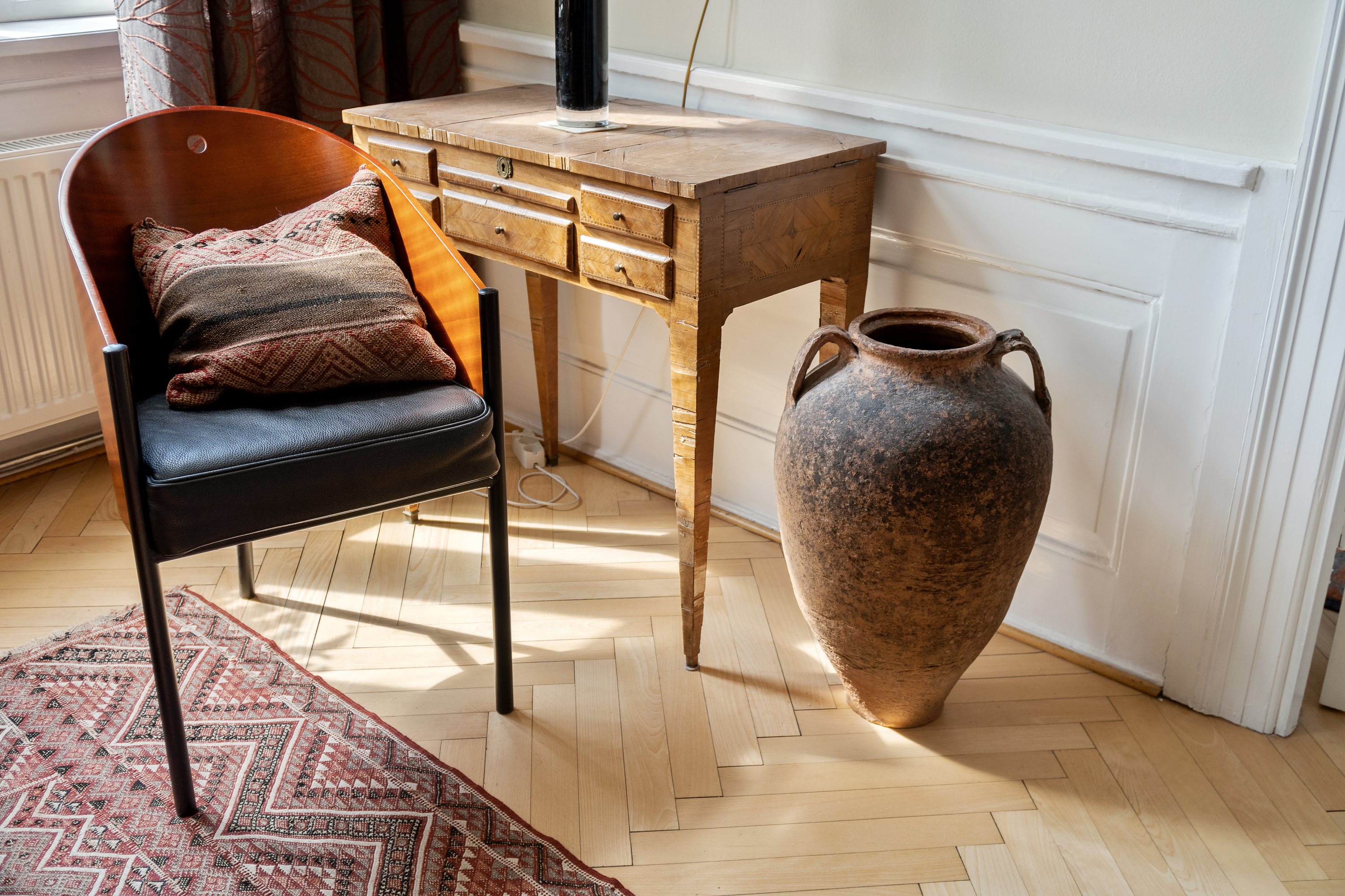 Fremhævet andet billede i fuldskærmstilstand. Billede af Gammel Strand 38, 1., 1202 København K