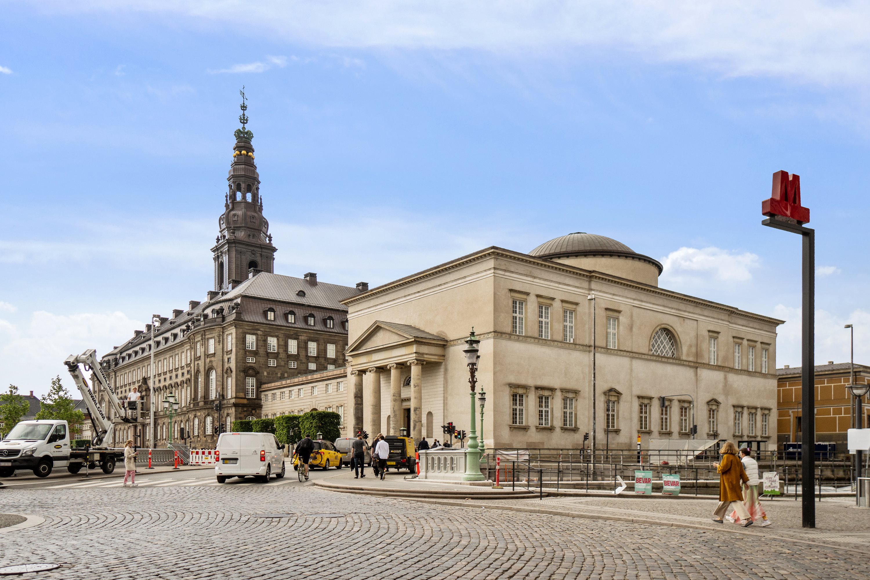 Fremhævet andet billede i fuldskærmstilstand. Billede af Gammel Strand 38, 1., 1202 København K