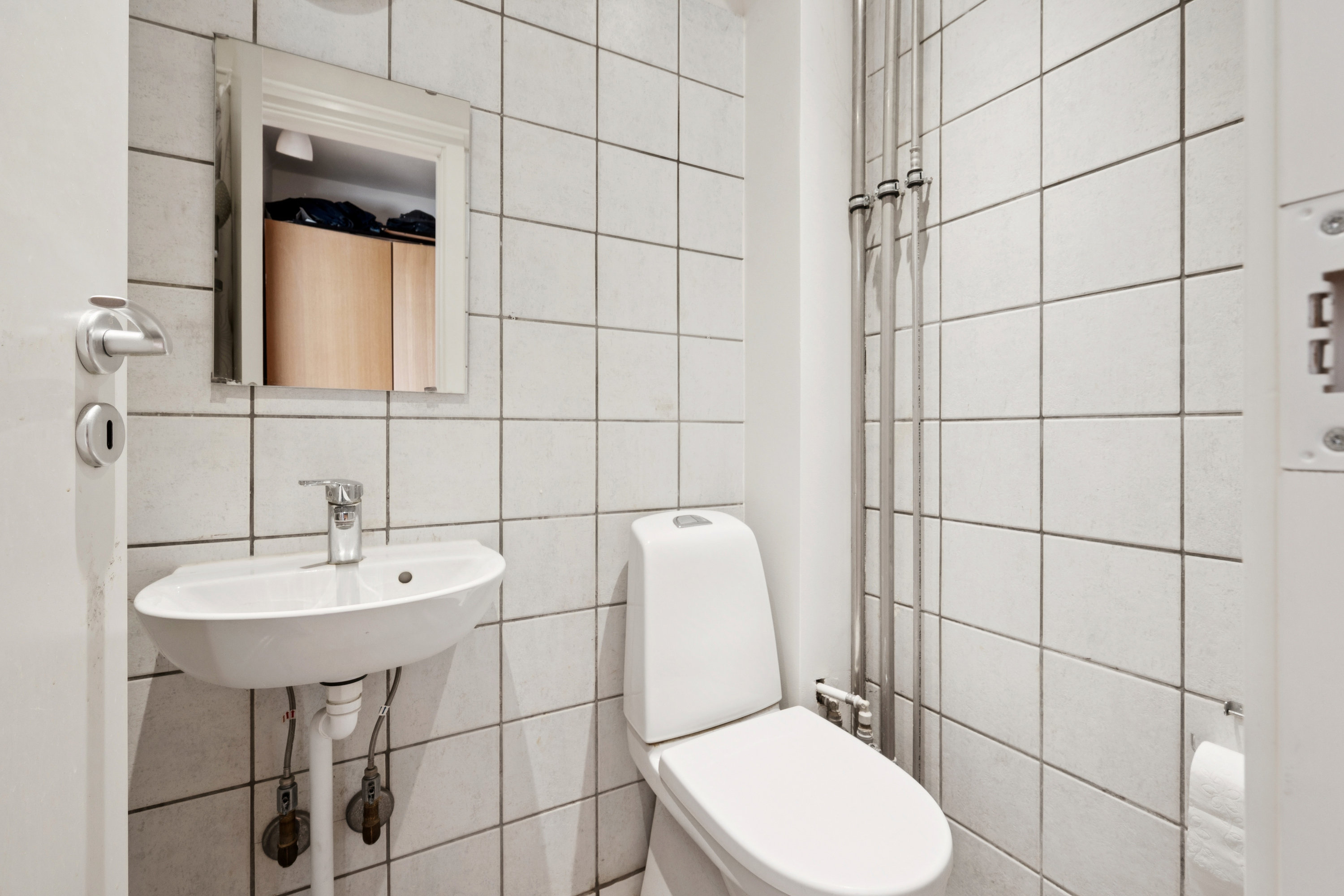 Fremhævet badeværelse billede i fuldskærmstilstand. Billede af Langenæs Allé 47, st.. mf., 8000 Aarhus C