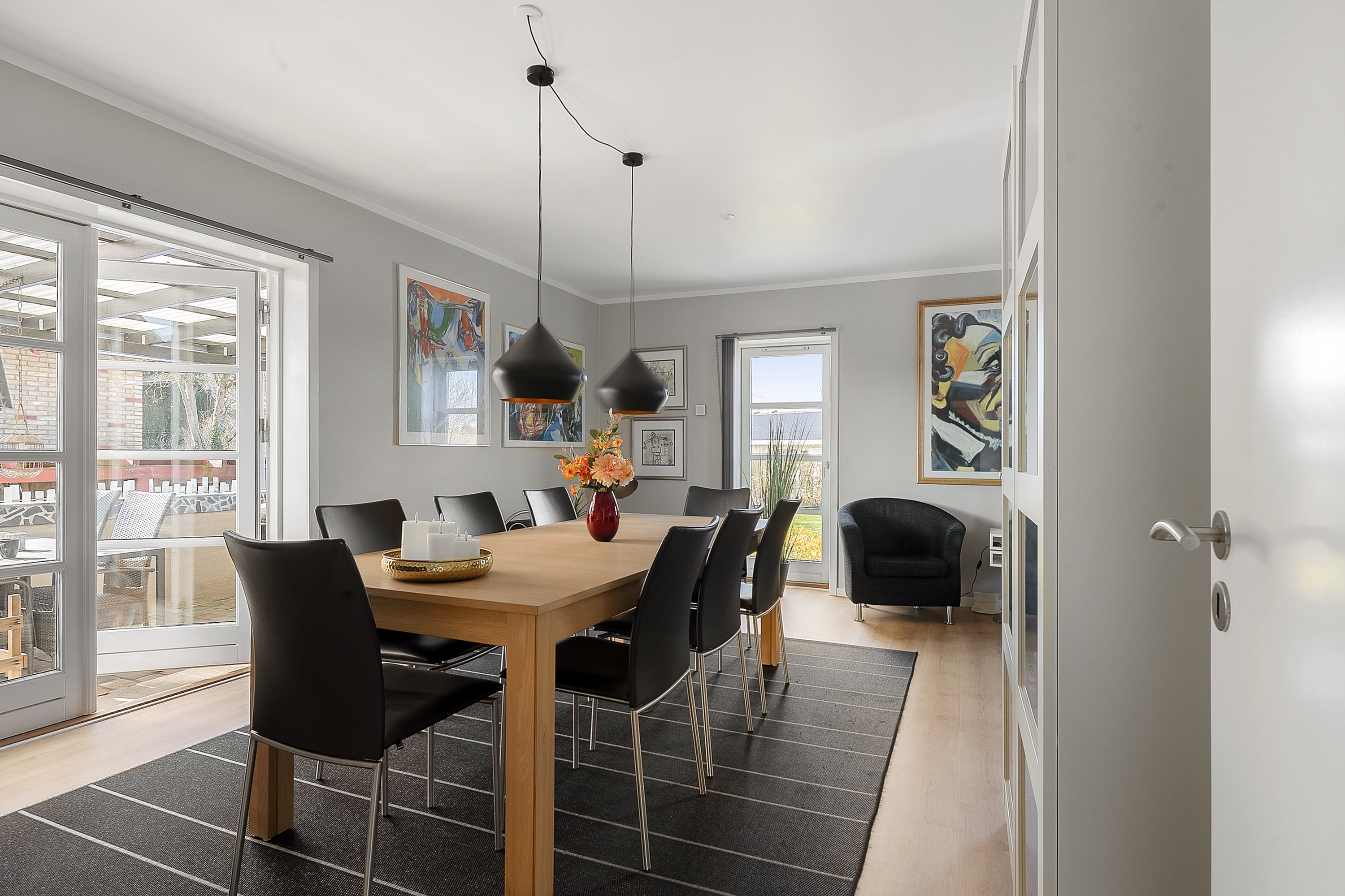 Fremhævet spisestue billede i fuldskærmstilstand. Billede af Stubhøjvej 10, Hjallese, 5260 Odense S