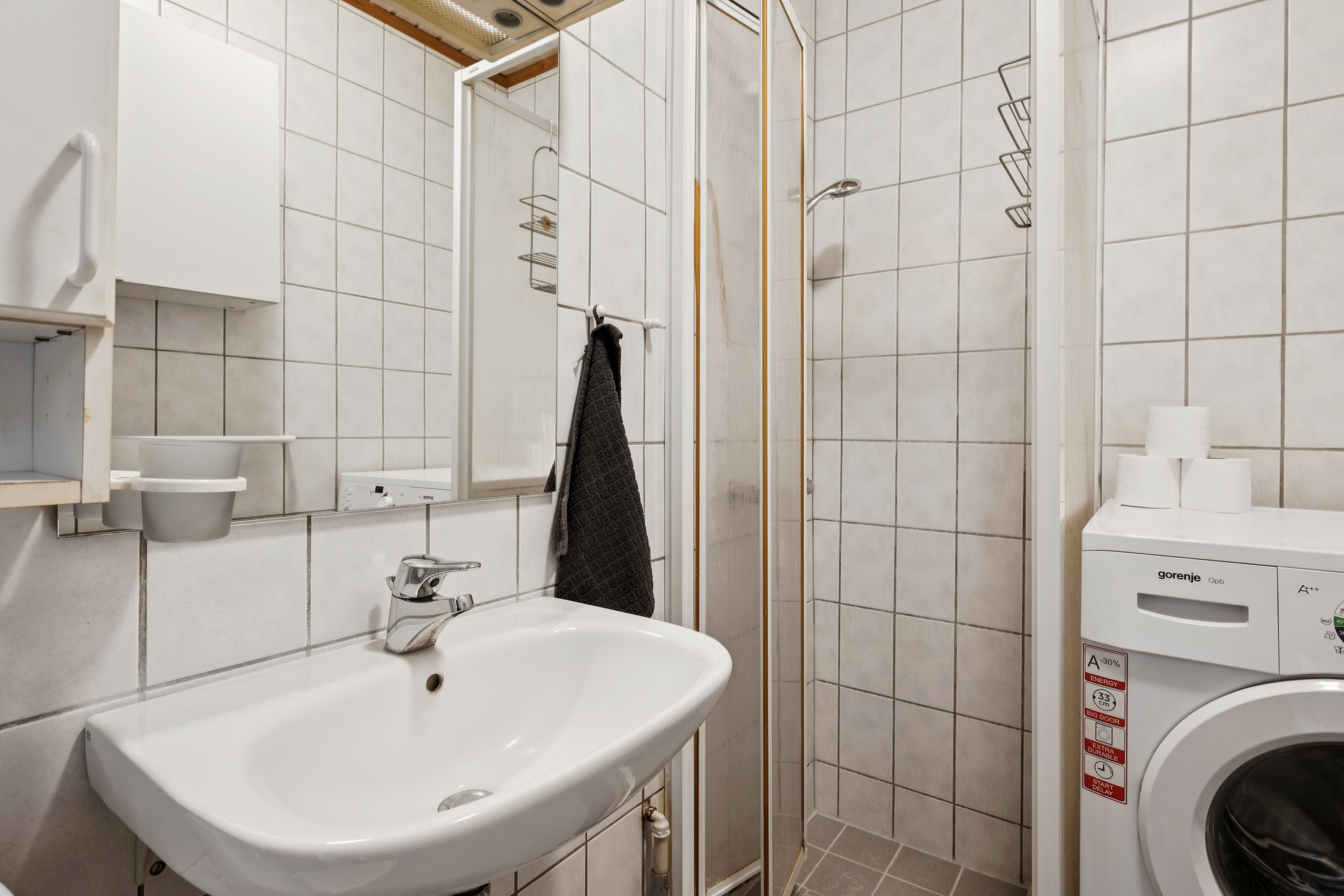 Fremhævet badeværelse billede i fuldskærmstilstand. Billede af Skanderborgvej 40, 6. 5., 8000 Aarhus C