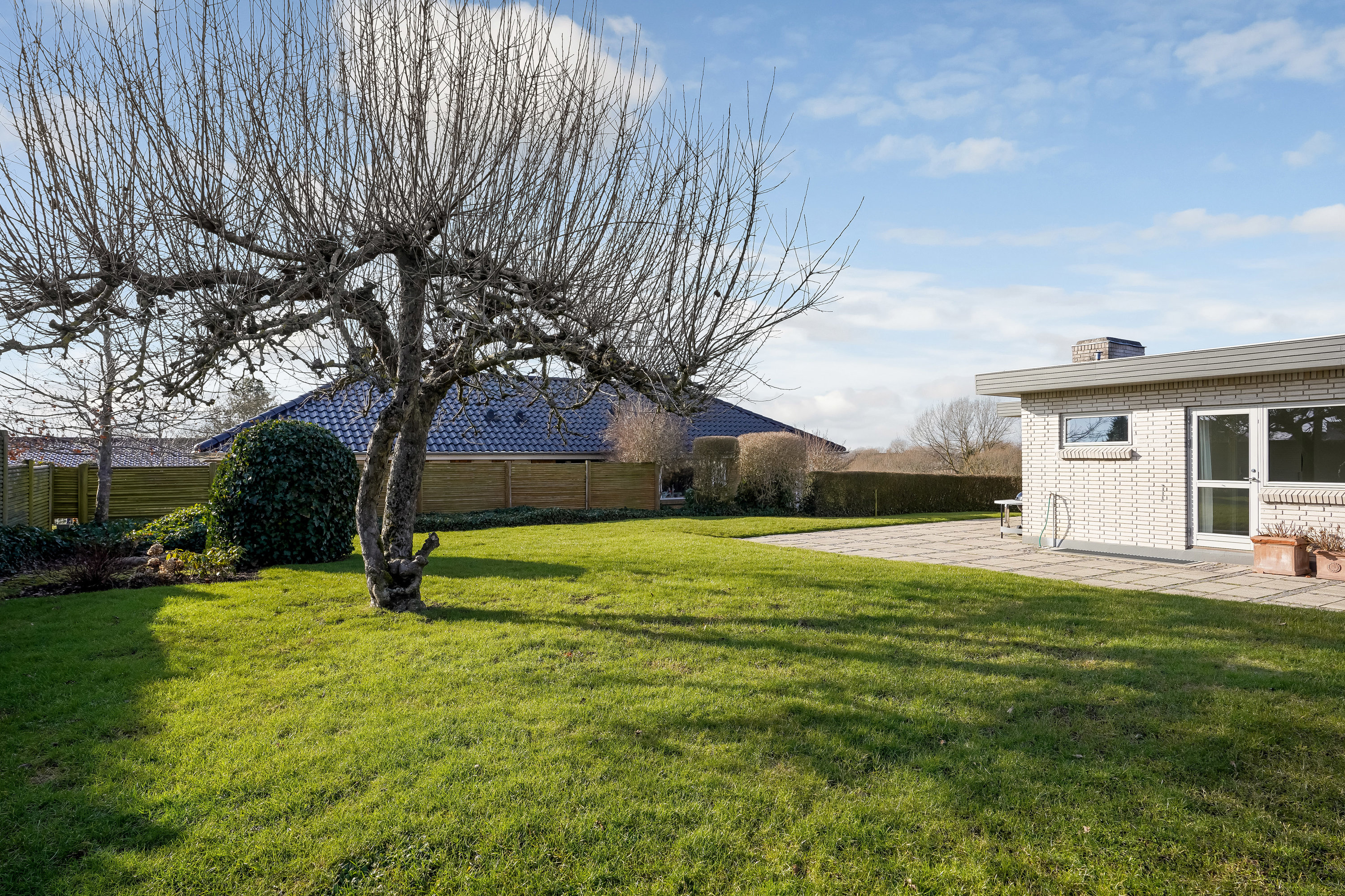 Fremhævet have billede i fuldskærmstilstand. Billede af Rypebakken 15, Snestrup, 5210 Odense NV