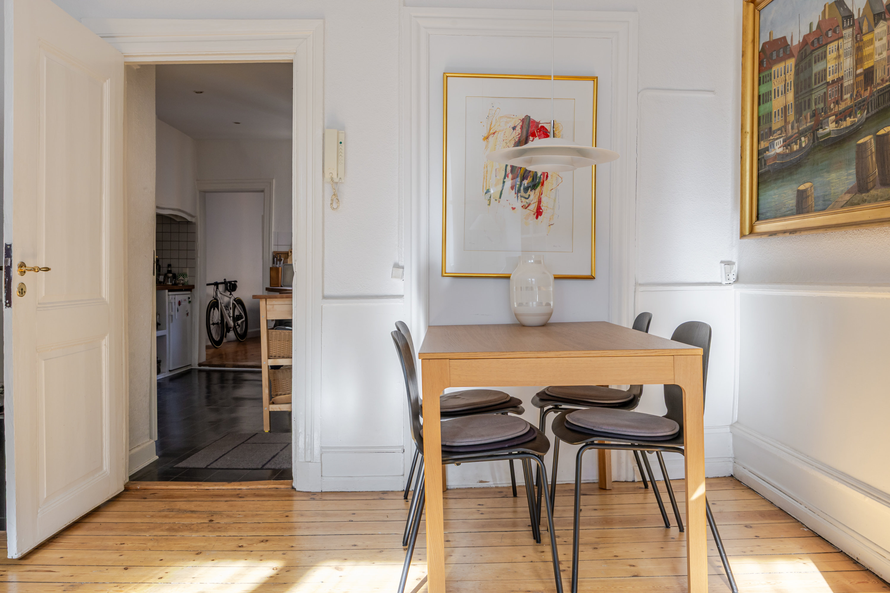 Fremhævet andet billede i fuldskærmstilstand. Billede af Skindergade 42, 2., 1159 København K