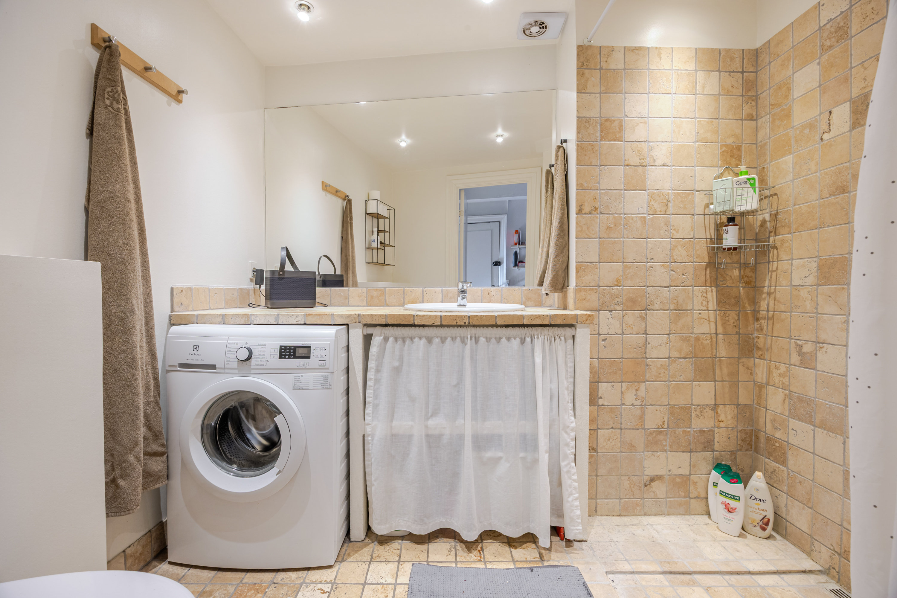 Fremhævet andet billede i fuldskærmstilstand. Billede af Skindergade 42, 2., 1159 København K