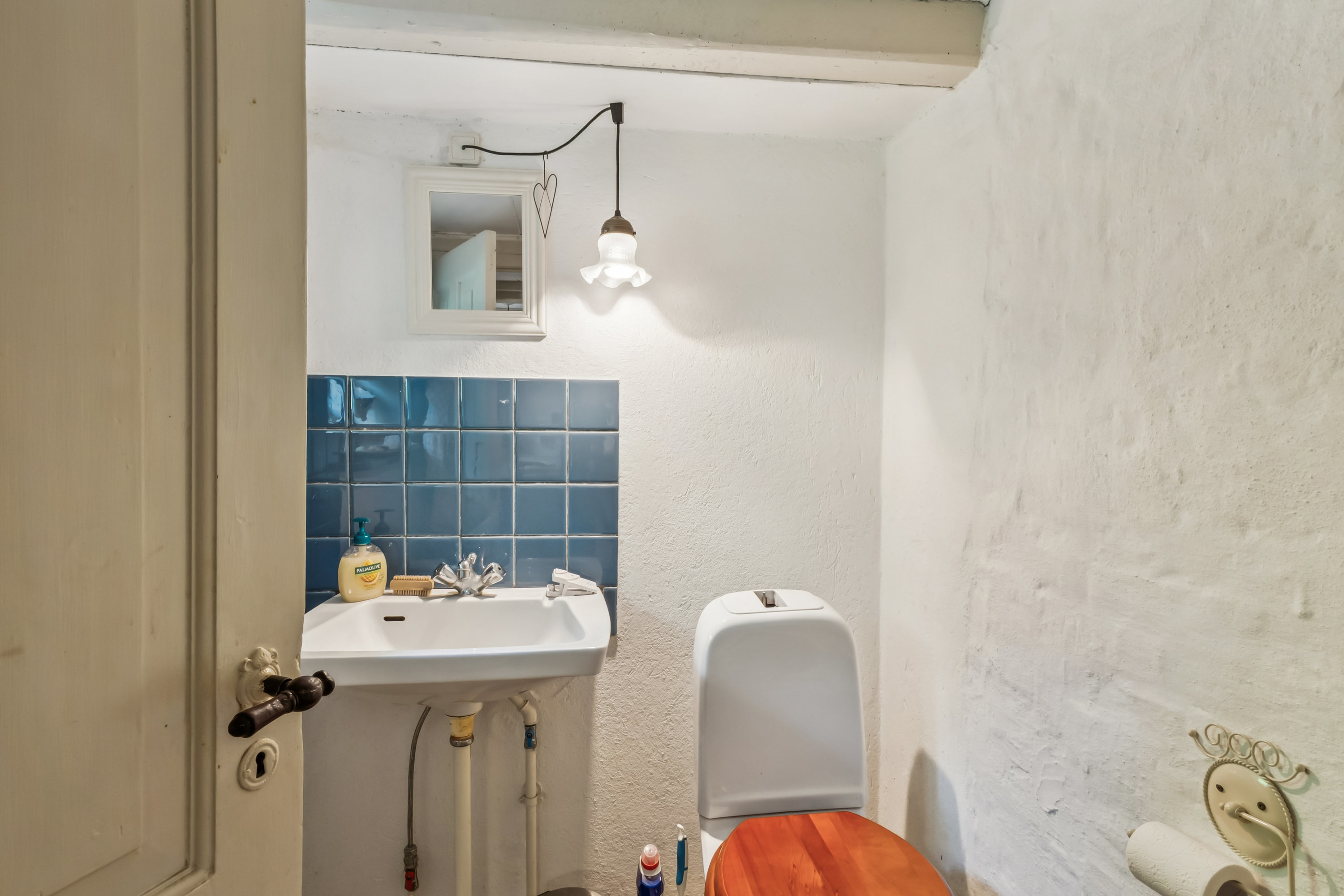 Fremhævet toilet billede i fuldskærmstilstand. Billede af Højstrupvej 93, Øsløs, 7742 Vesløs