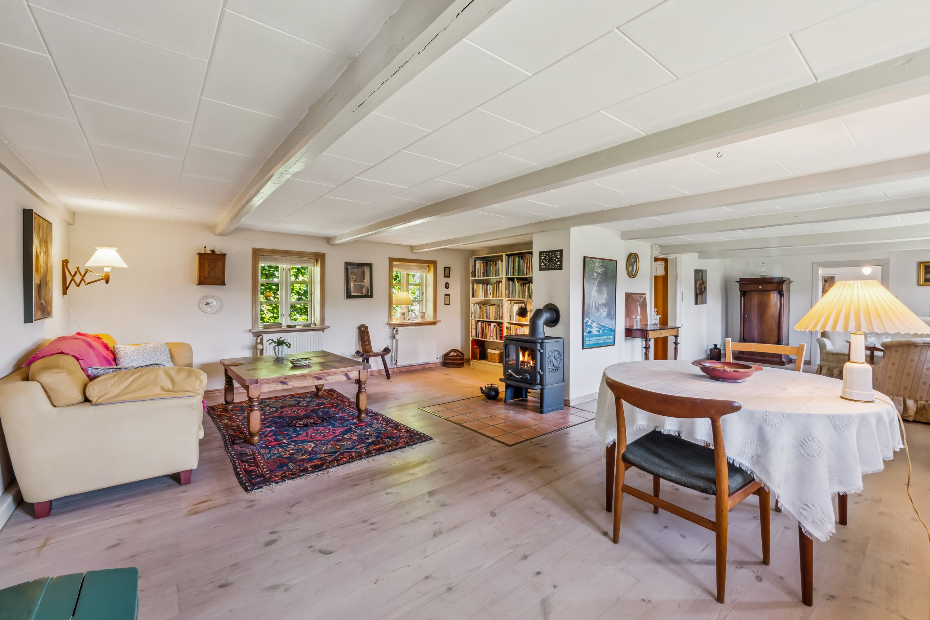 Fremhævet stue billede i fuldskærmstilstand. Billede af Højstrupvej 93, Øsløs, 7742 Vesløs