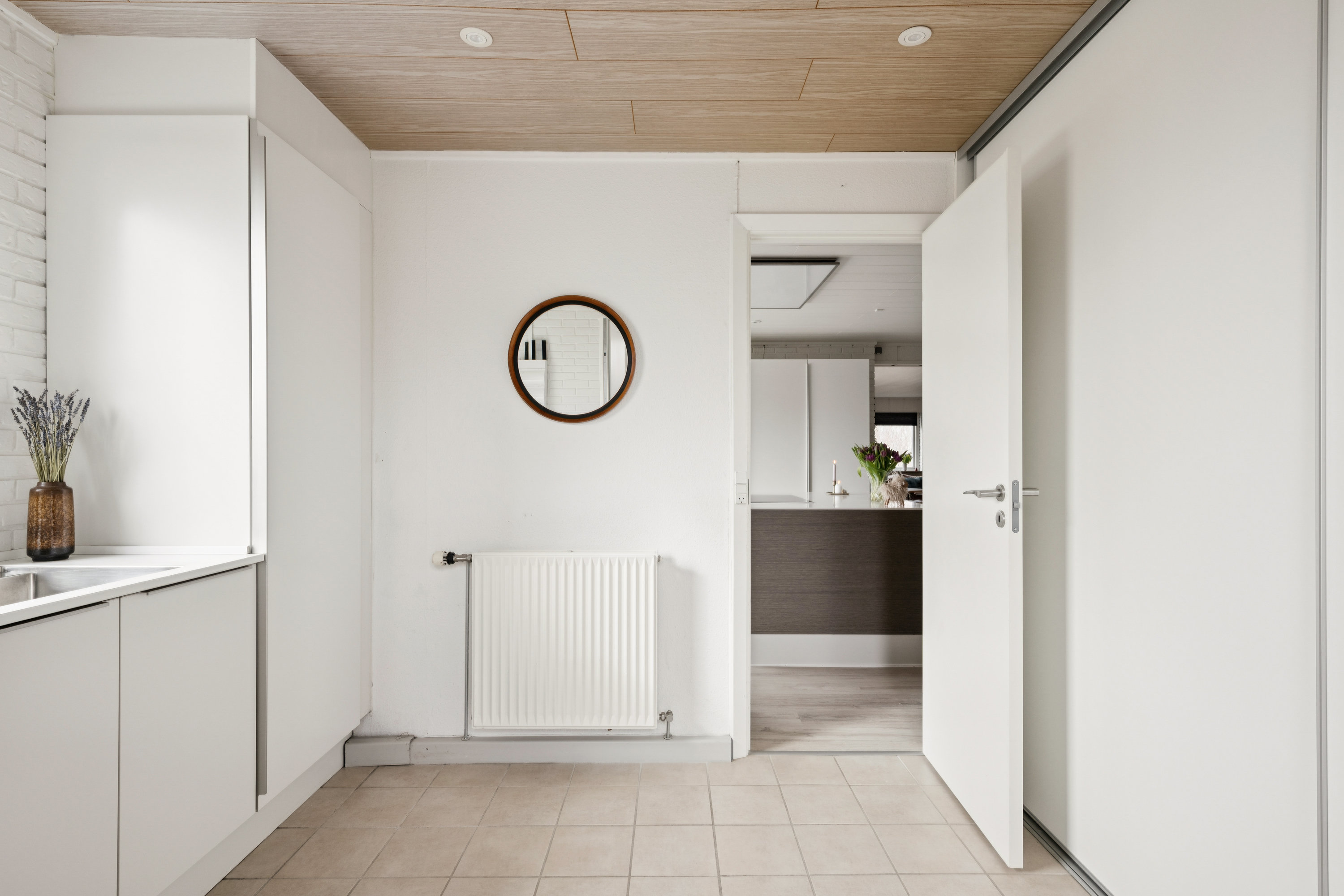 Fremhævet værelse billede i fuldskærmstilstand. Billede af Linde Alle 46, 8963 Auning