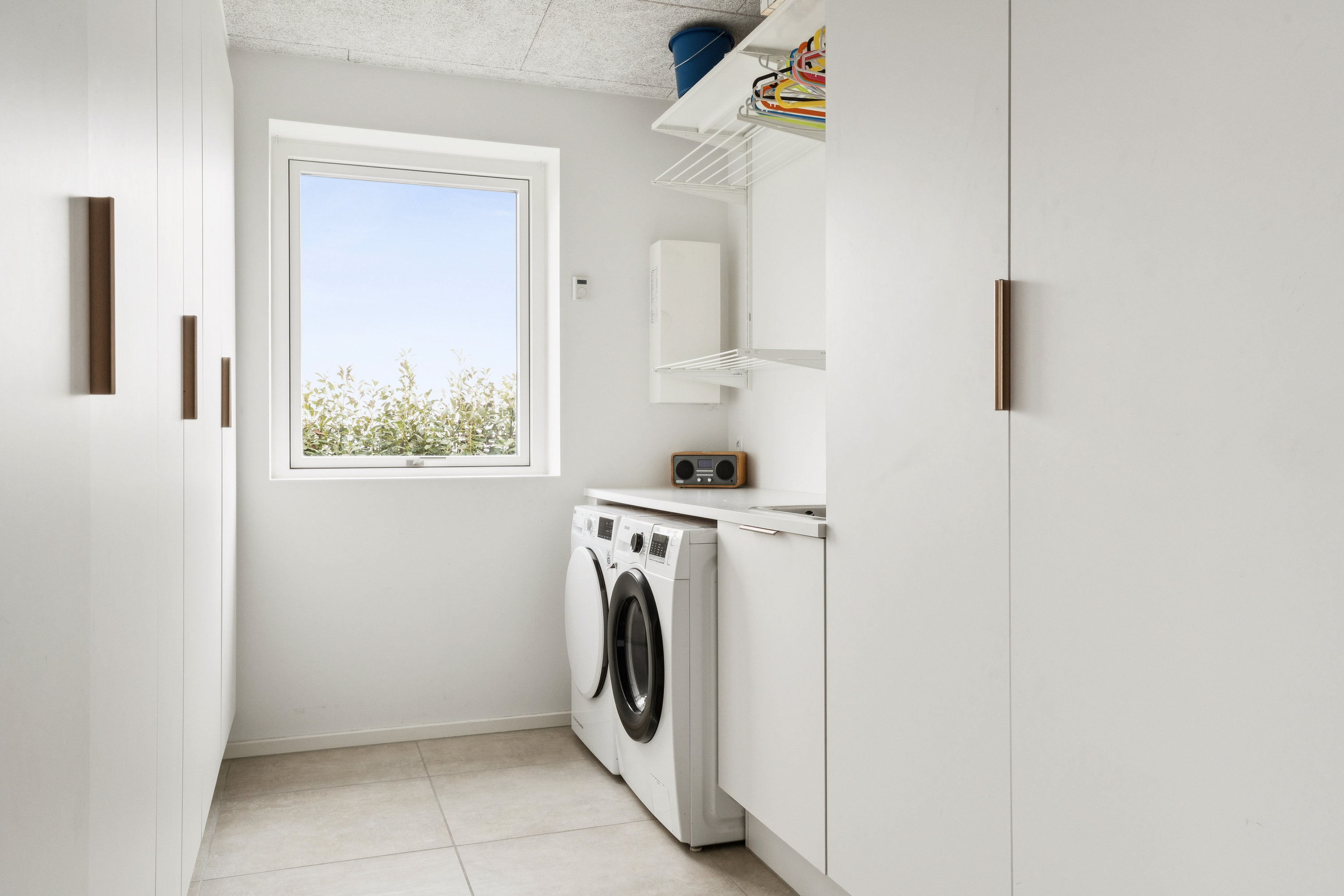 Fremhævet badeværelse billede i fuldskærmstilstand. Billede af Høje Støvring 210, 9530 Støvring