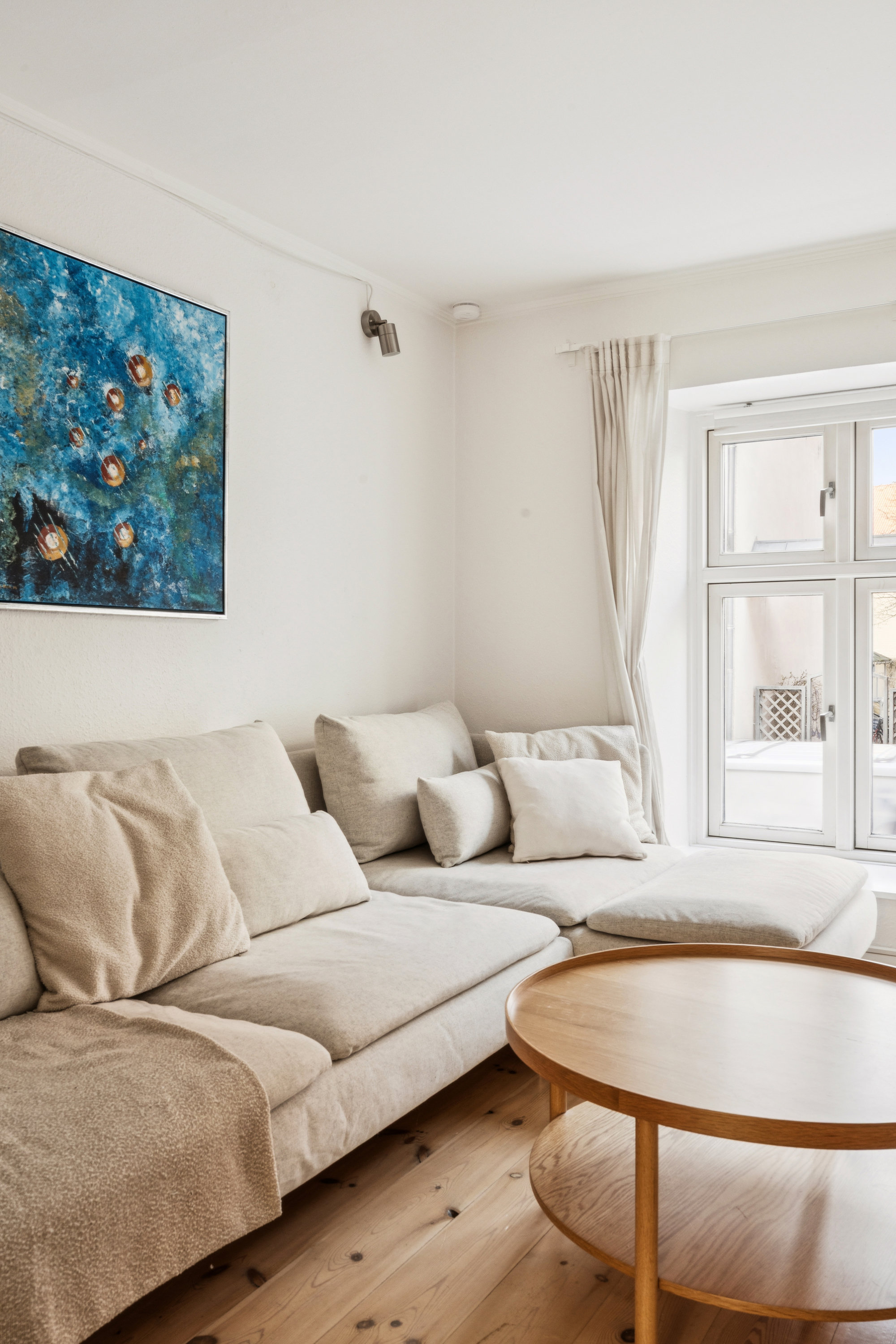 Fremhævet stue billede i fuldskærmstilstand. Billede af Rosenlundsgade 10, st.. th., 9000 Aalborg