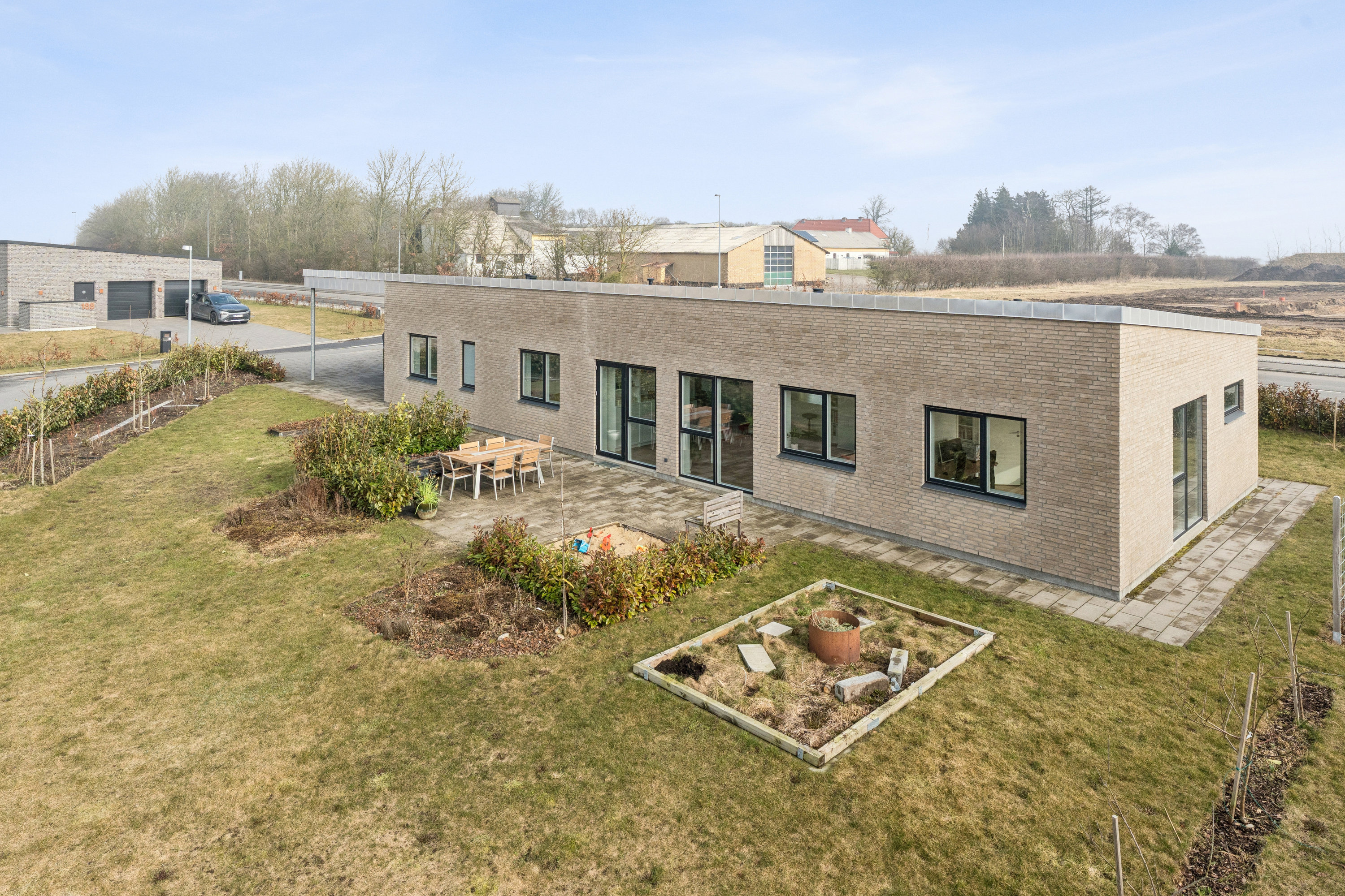 Fremhævet ejendom billede i fuldskærmstilstand. Billede af Høje Støvring 210, 9530 Støvring